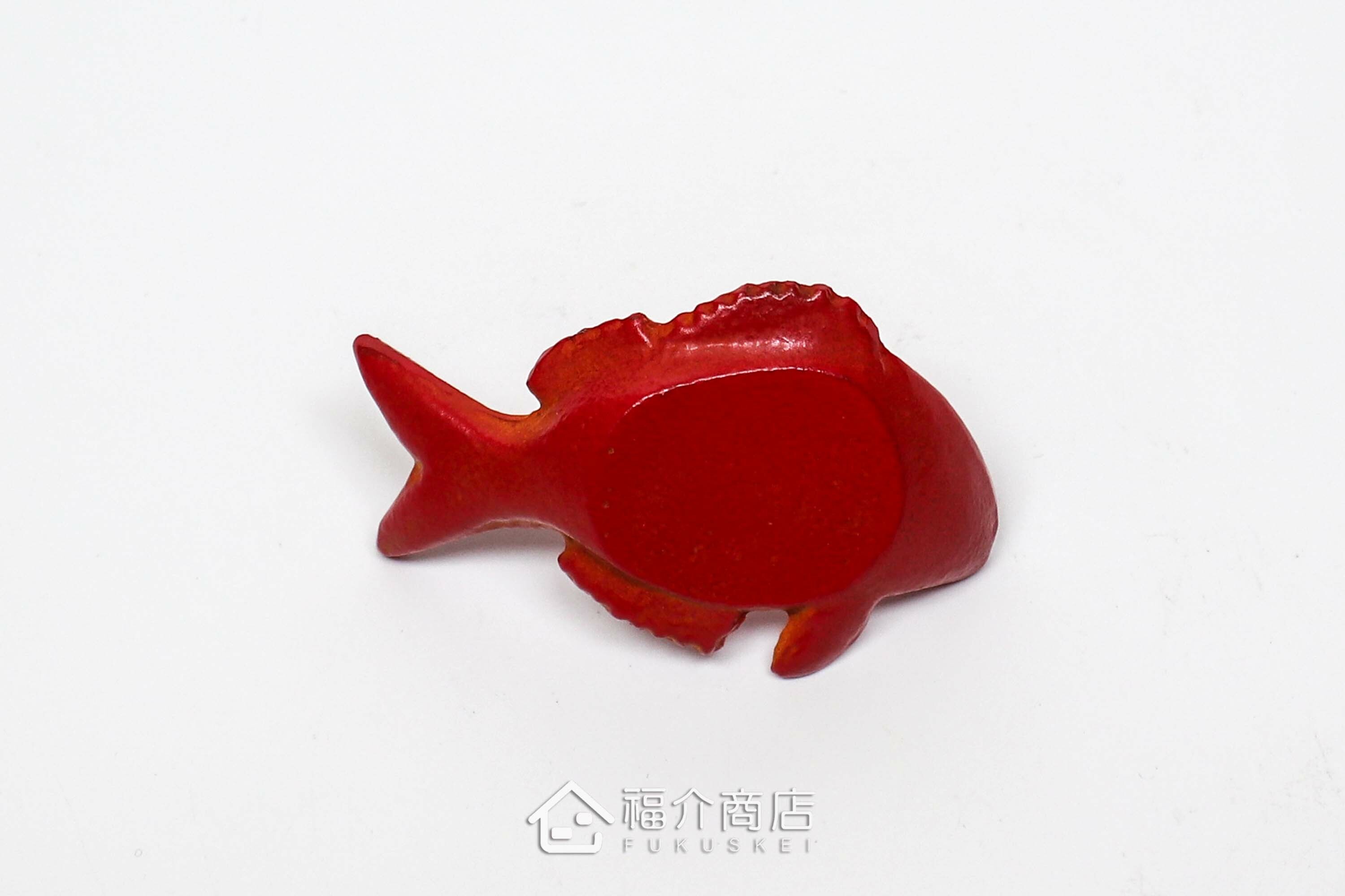 放置筷子用的紅色鯛魚造型筷架