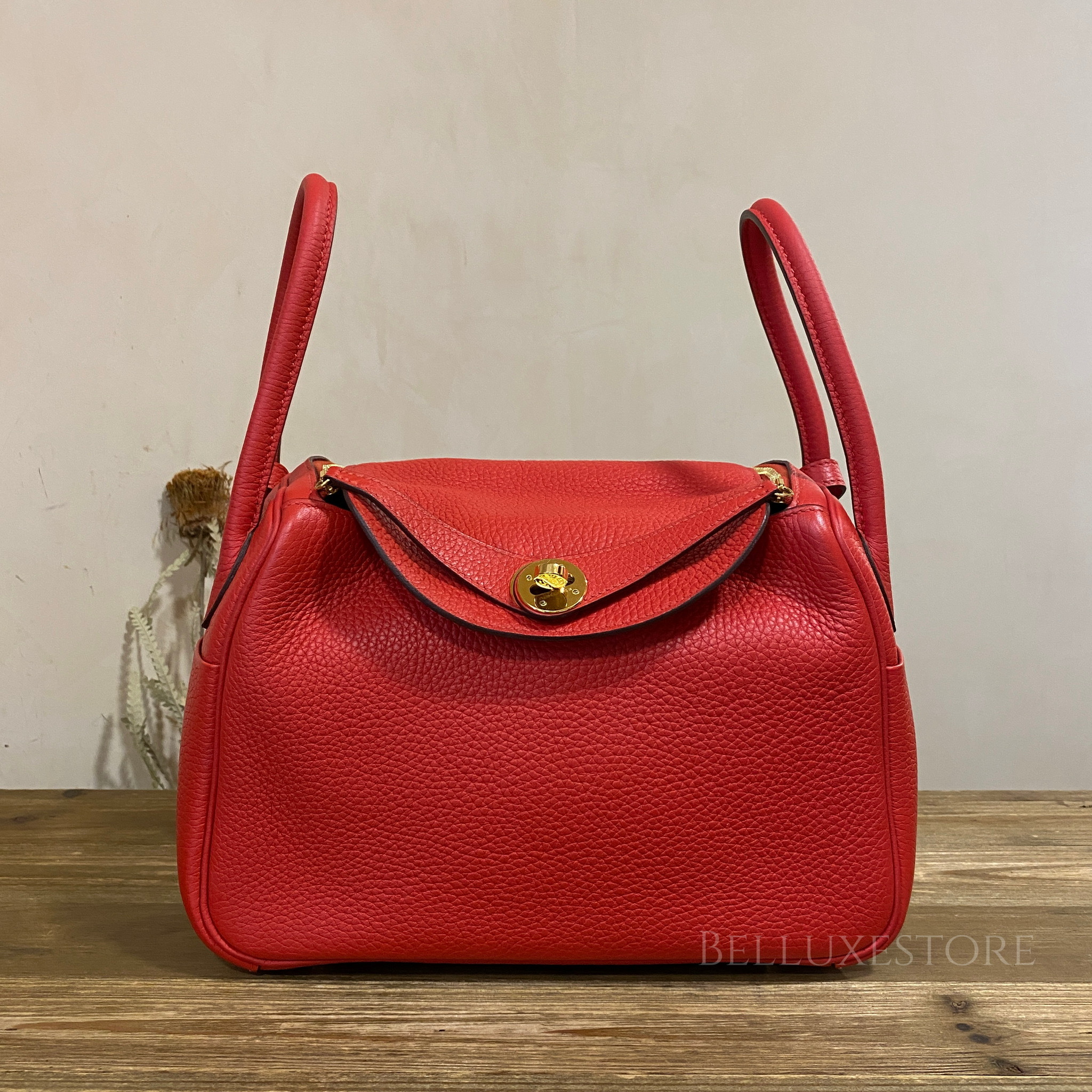 SOLD) Brand New Unused Hermes Lindy 26 Rouge Tomate Clemence PHW