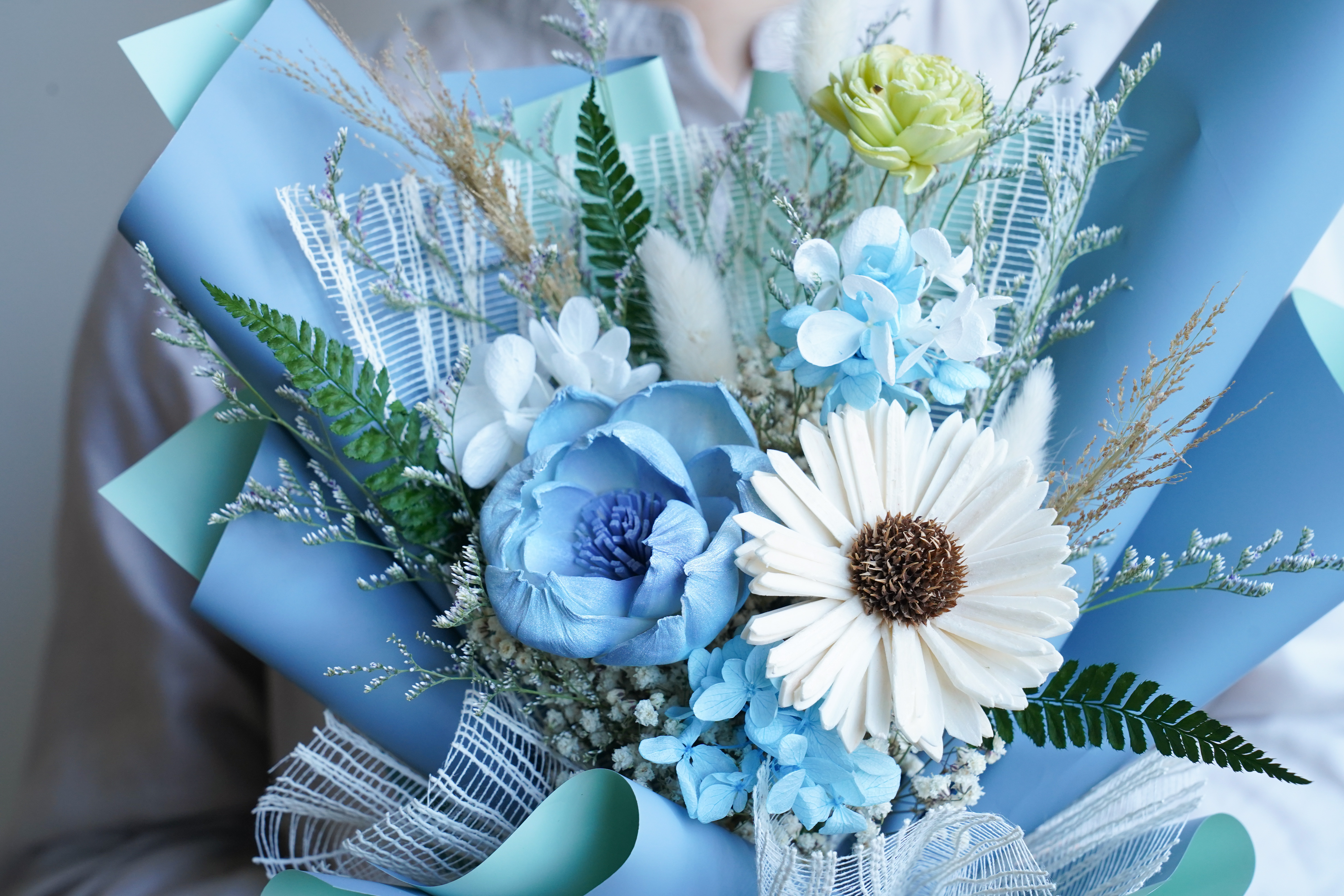 向日葵畢業花束溫光藍,向日葵畢業花束,台北畢業花束推薦,溫光藍,藍色系向日葵花束推薦,畢業花束推薦,向日葵花束推薦,台北花店推薦