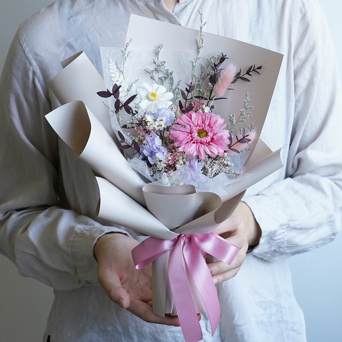 向日葵畢業花束溫光粉,向日葵畢業花束,台北畢業花束推薦,溫光粉,粉色向日葵花束推薦,畢業花束推薦,向日葵花束推薦