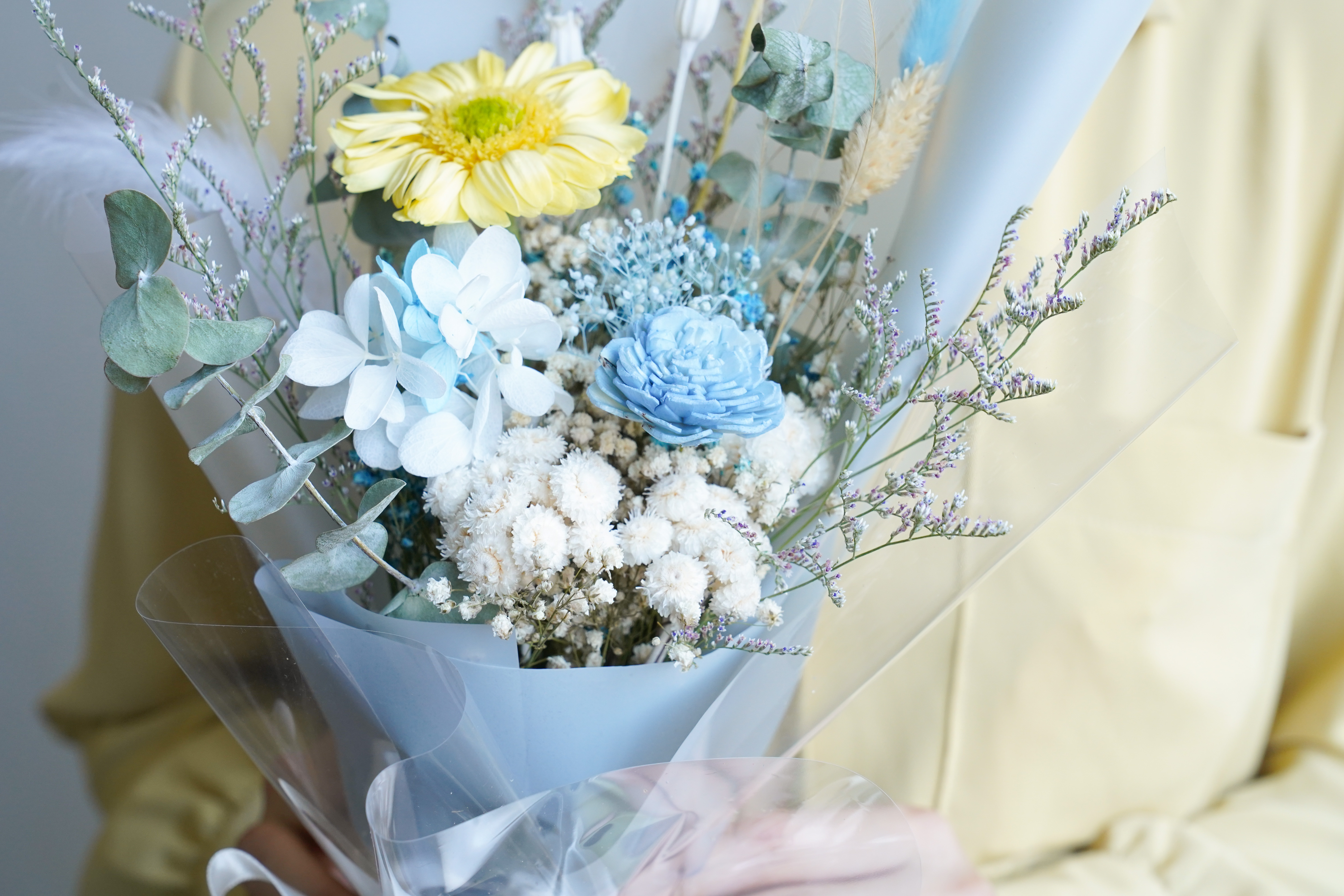 向日葵花束推薦,星空藍向日葵花束,父親節向日葵花束,畢業典禮向日葵畢業花束,永生花推薦台北,花束特寫