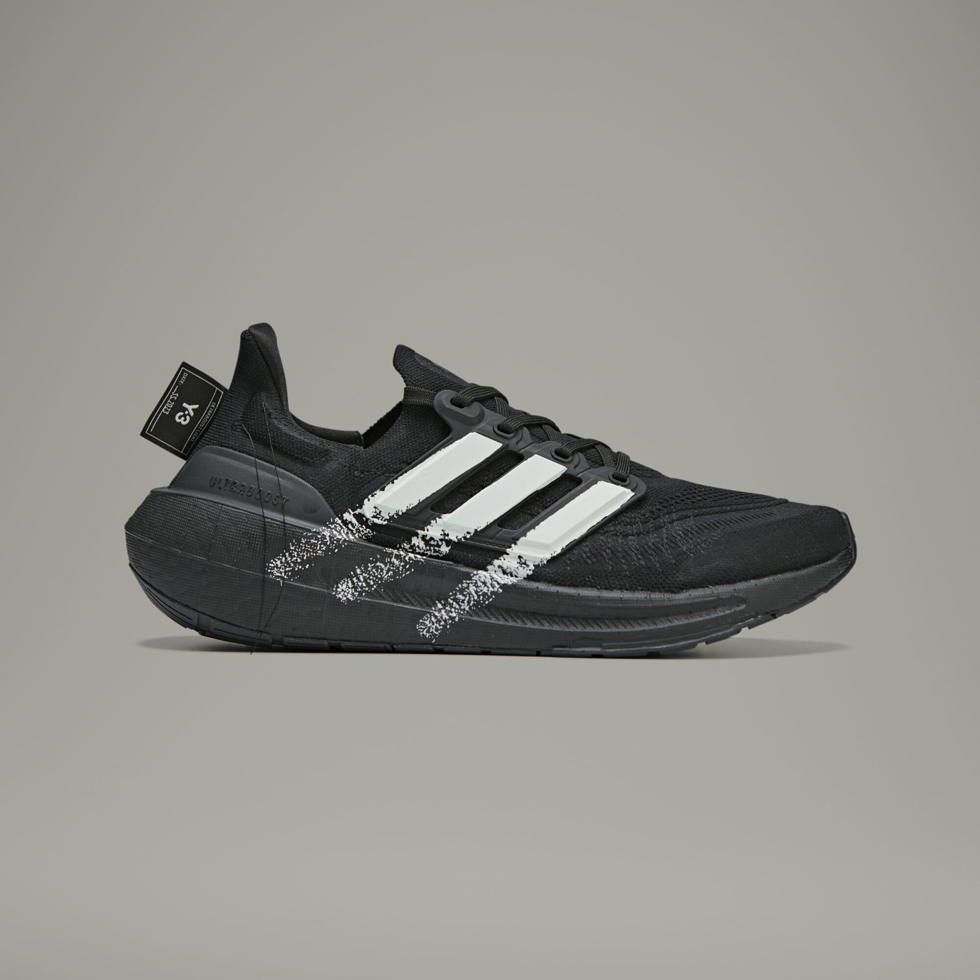 Y-3 ULTRABOOST LIGHT 頂級鞋款- 黑白】