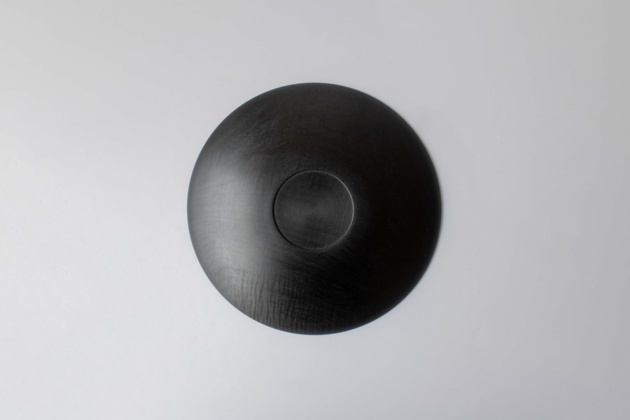 +g IFUJI-Delft plate L black logwood dye