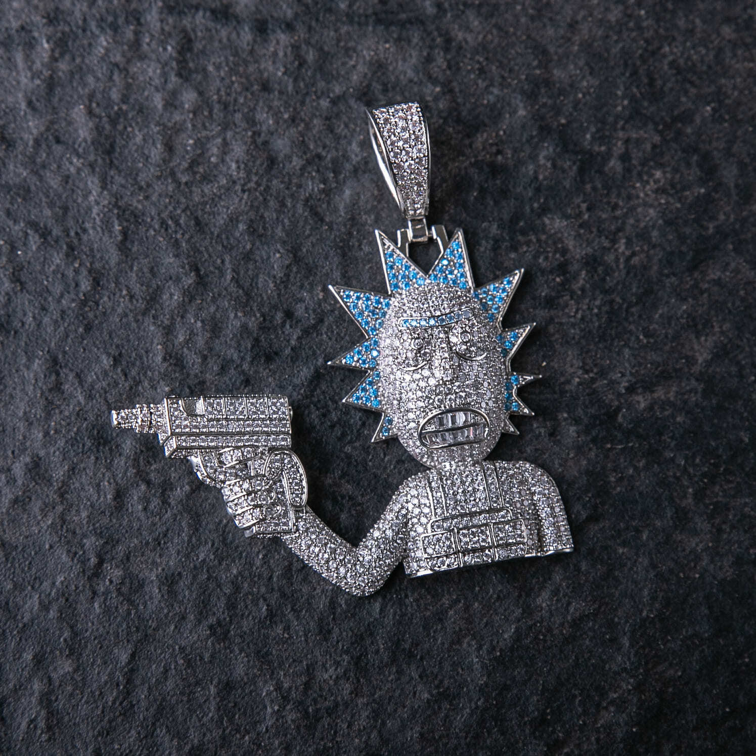 翻玩滿鑲Rick墜飾