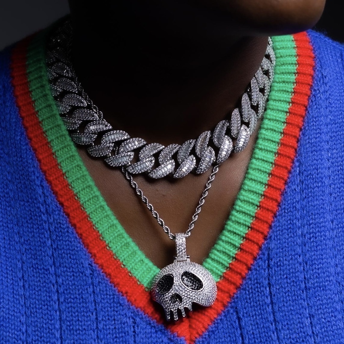 滿鑲骷髏頭墜飾