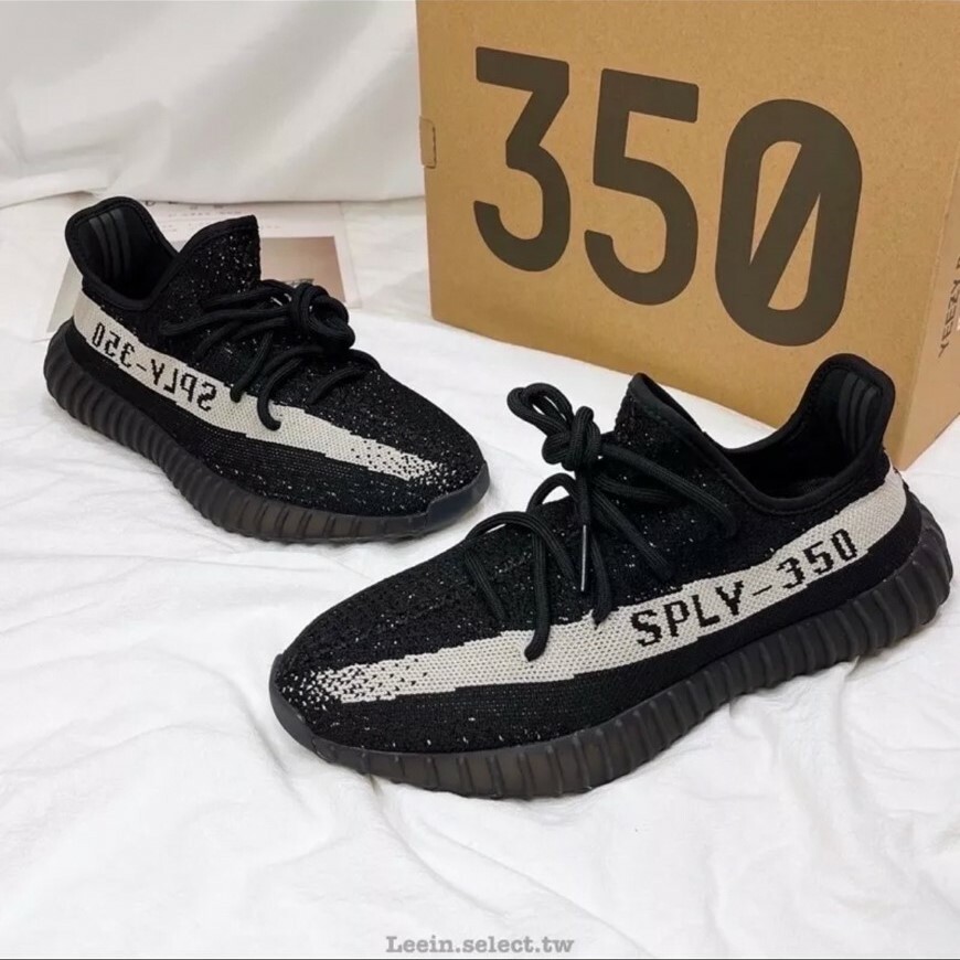 Adidas YEEZY Boost 350 V2 Core Black White 黑白 (BY1604)