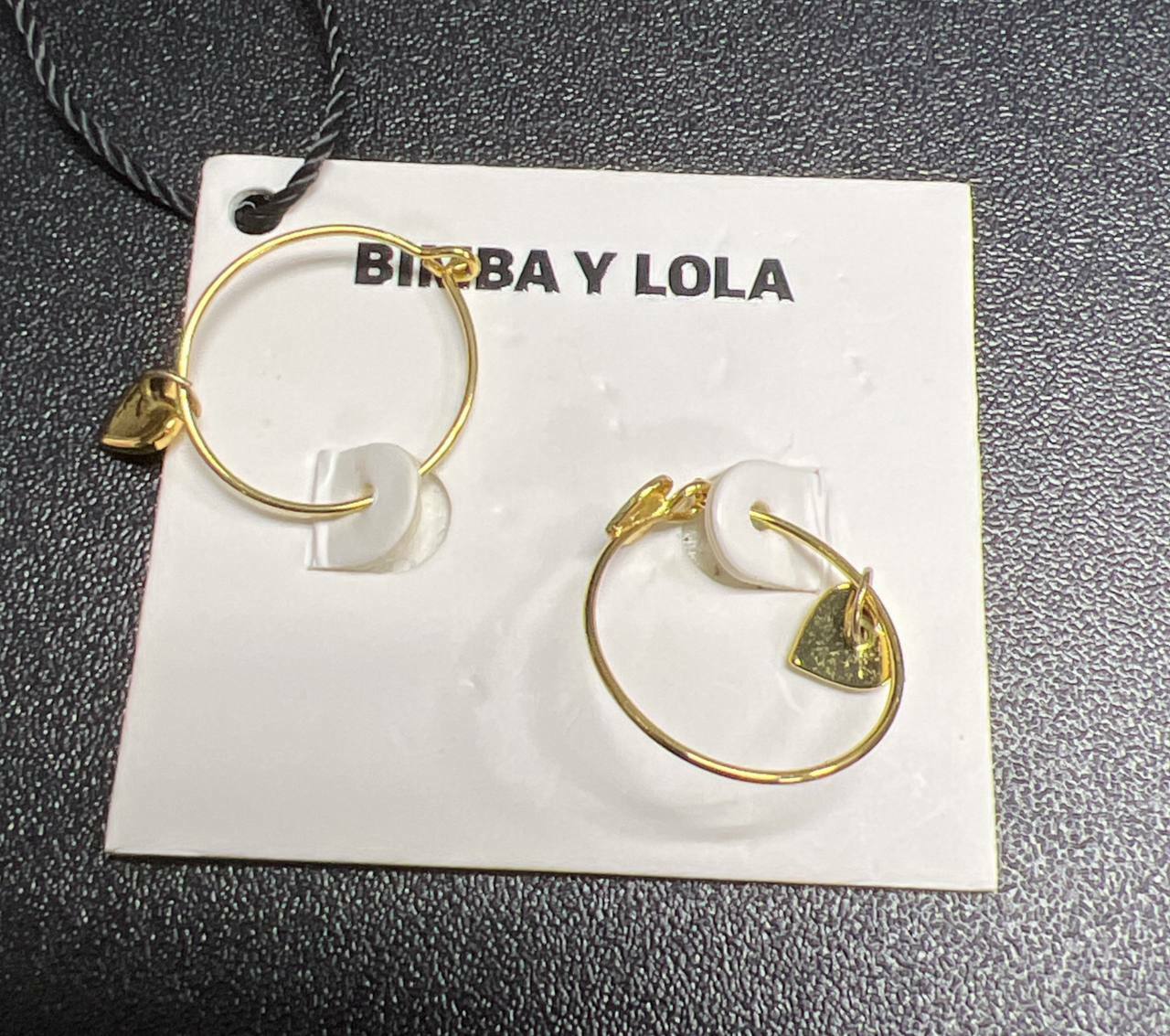 [S] BIMBAY HEART EARRINGS,GOLD {DEFFECT MISSING 1 HEART SHAPE}, 8445394127162 (SBY32A)