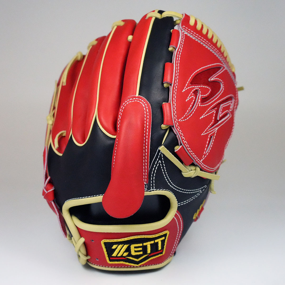 日本製ZETT PROSTATUS ORDER 611型岩崎優金標硬式最高階投手手套