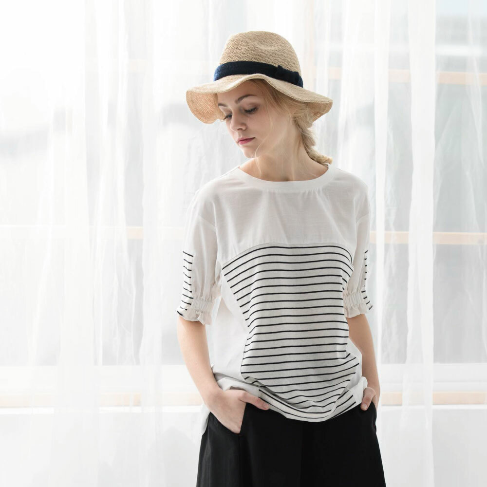 PIPPY 剪接橫條彈性棉5分袖圓領上衣 白