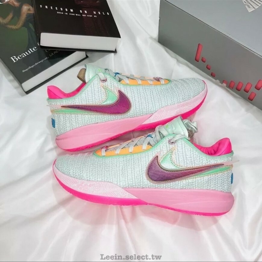 Nike LeBron XX EP Time Machine 20代 粉綠 籃球鞋 男鞋 DJ5422-300