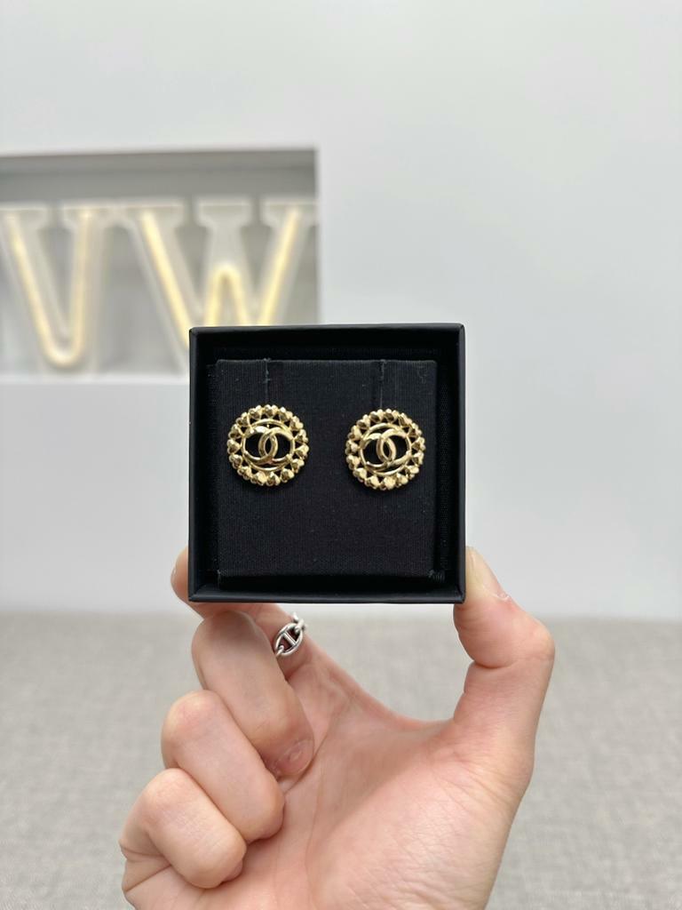 Chanel Earrings (ABA273)