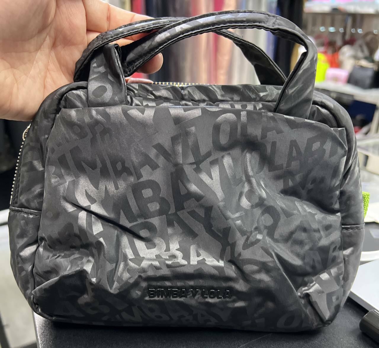 [S] BIMBAY ALL OVER LOGO HANDBAG,BLACK, 8445394107386 (SBY87)