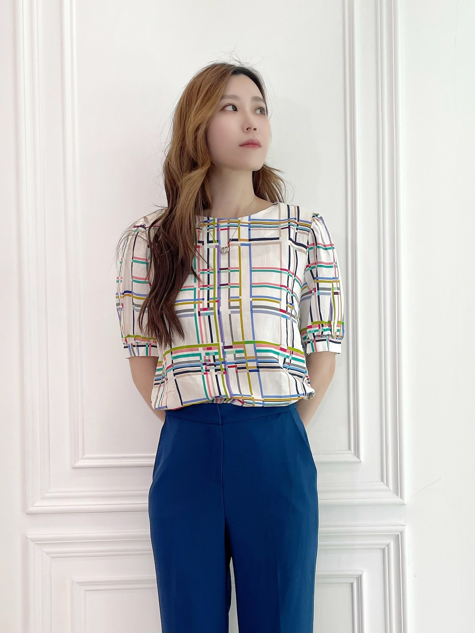 多彩線條上衣