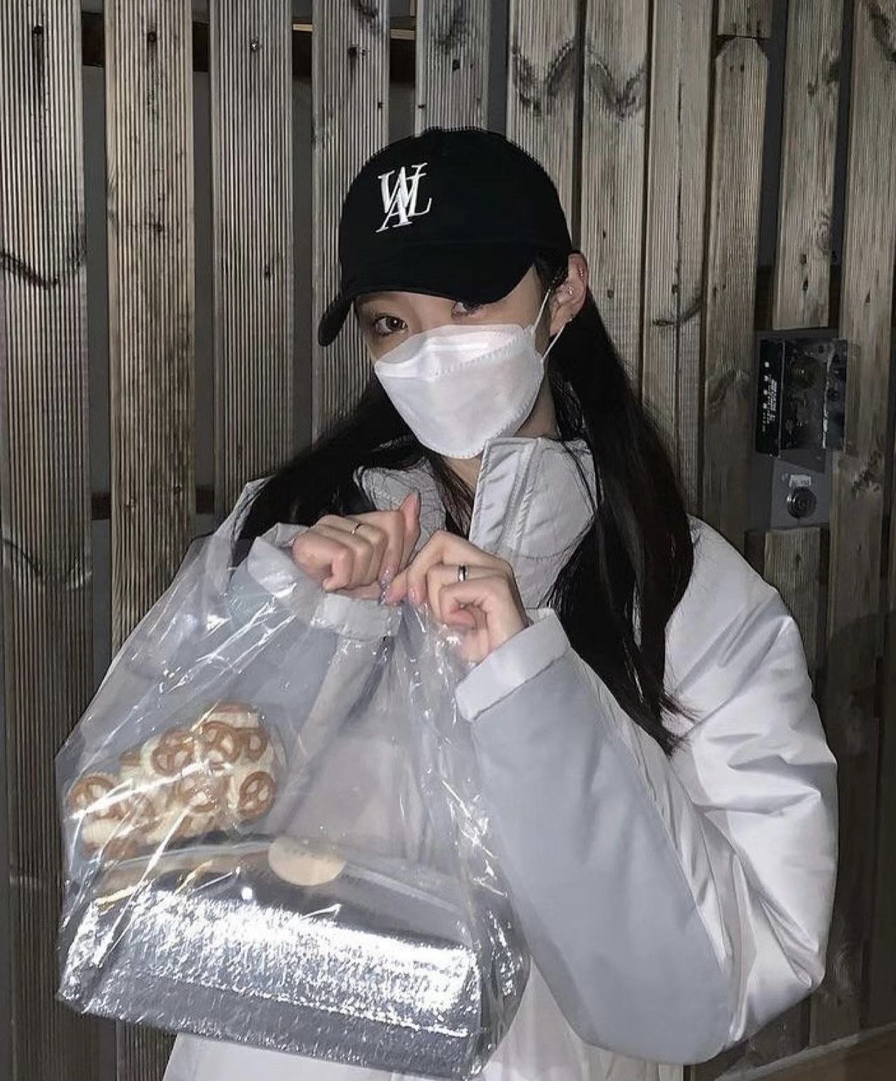 現貨 韓國品牌 Wooalong WAL 刺繡 大標 帆布 車線 老帽