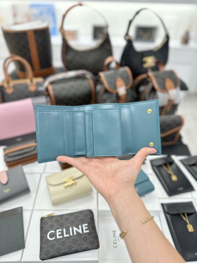 Outlet Celine Small Trifold Wallet