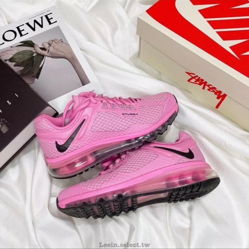 Nike Air Max 2013 x Stüssy "Pink" 聯名 粉 倒鉤 麻布 DR2601-600