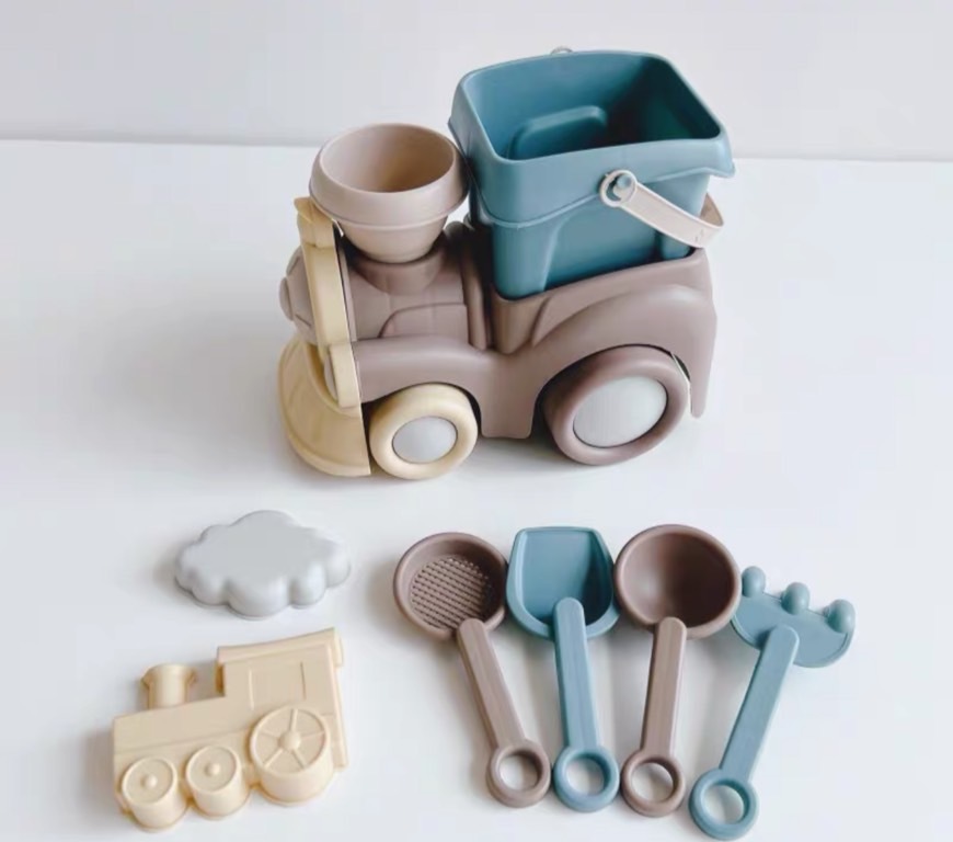 小火車沙灘玩具8件組