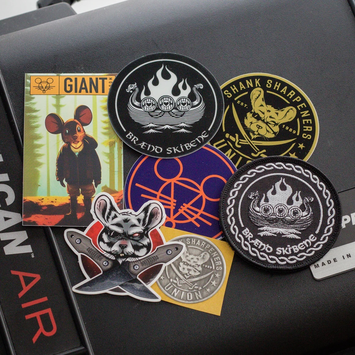 GiantMouse Knives  PATCH & STICKER PACK 臂章貼紙包