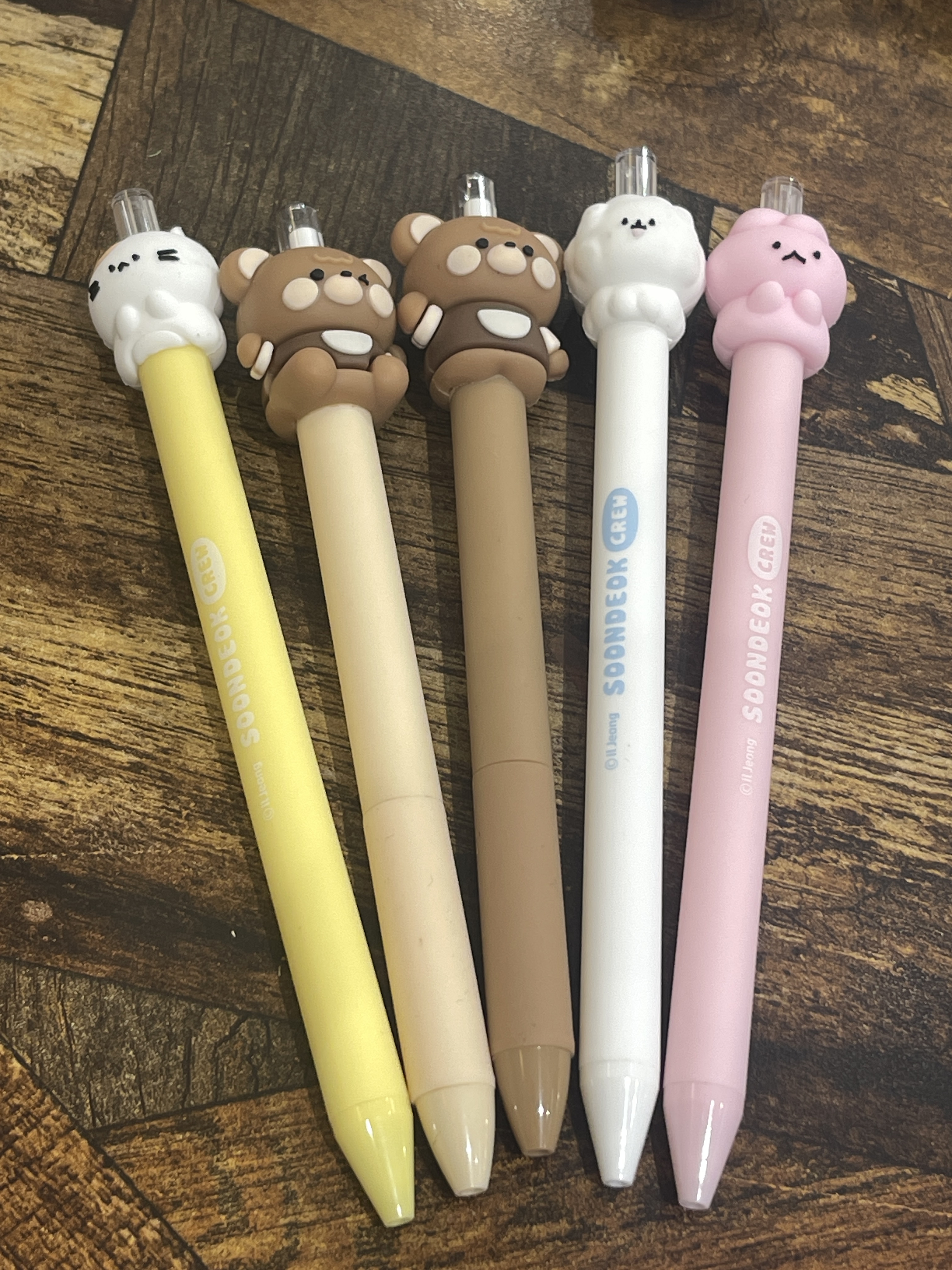 現貨 🇰🇷 韓國  單色圓珠筆（清貨價貨品，不設退換）（PE554）