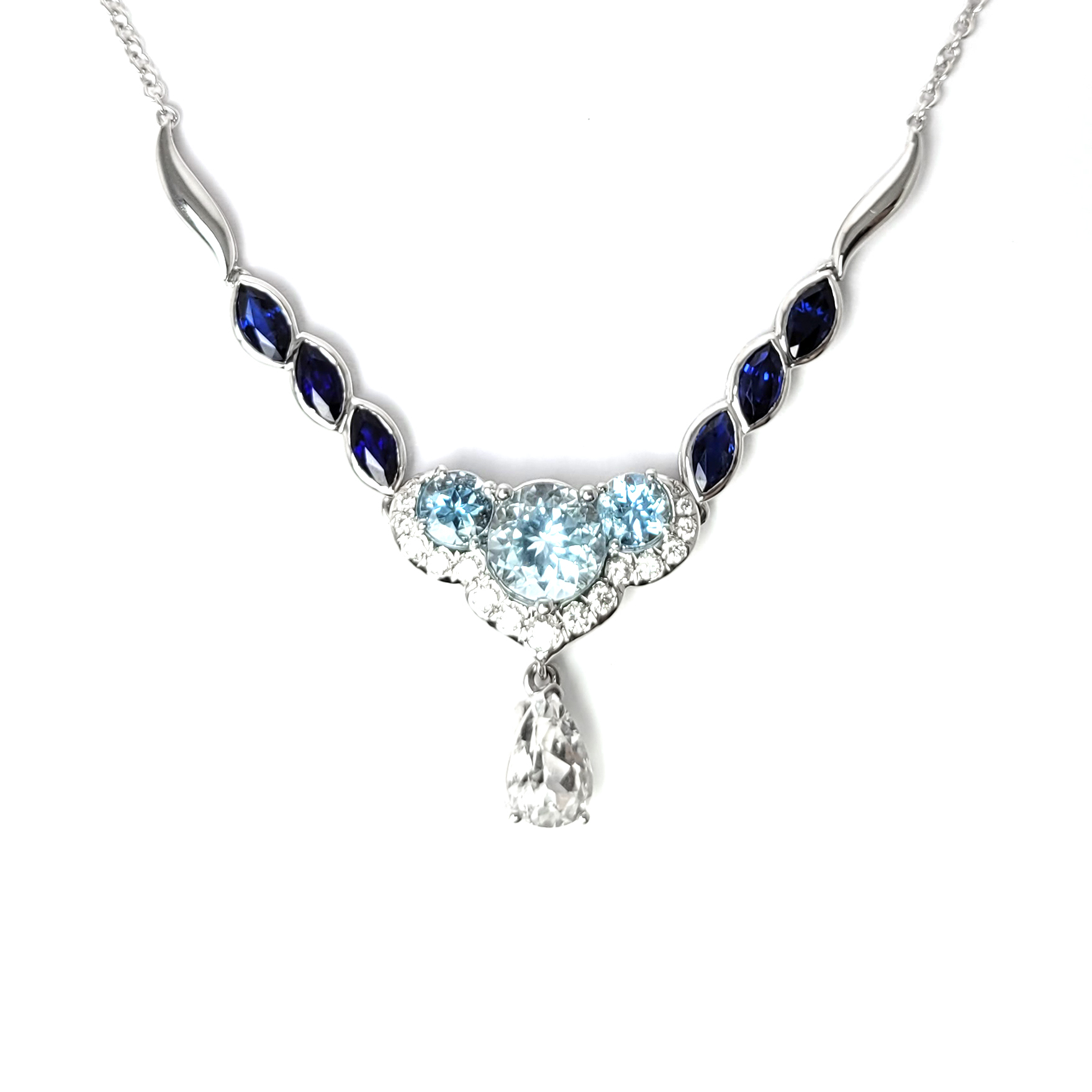 18K白金天然鑽石藍寶及海藍寶頸鏈