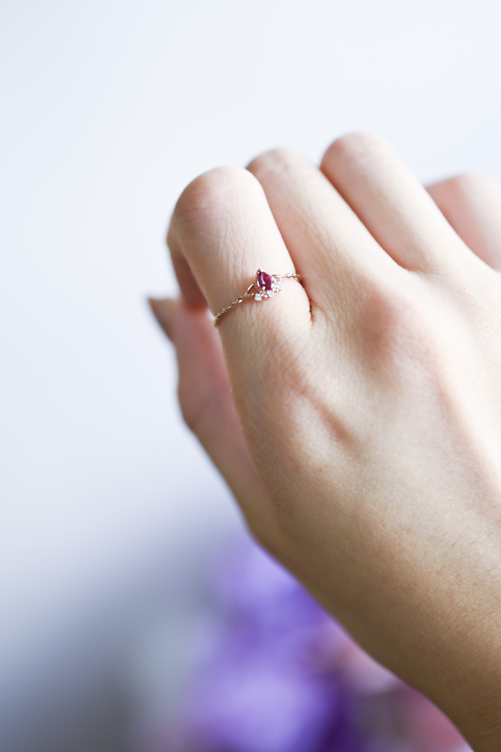 18K Twisting band Ruby Diamond Ring