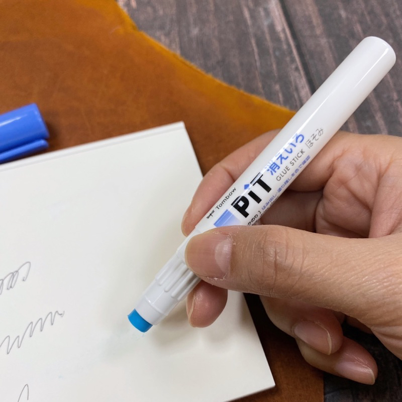 TOMBOW 蜻蜓 PiT 筆型口紅膠