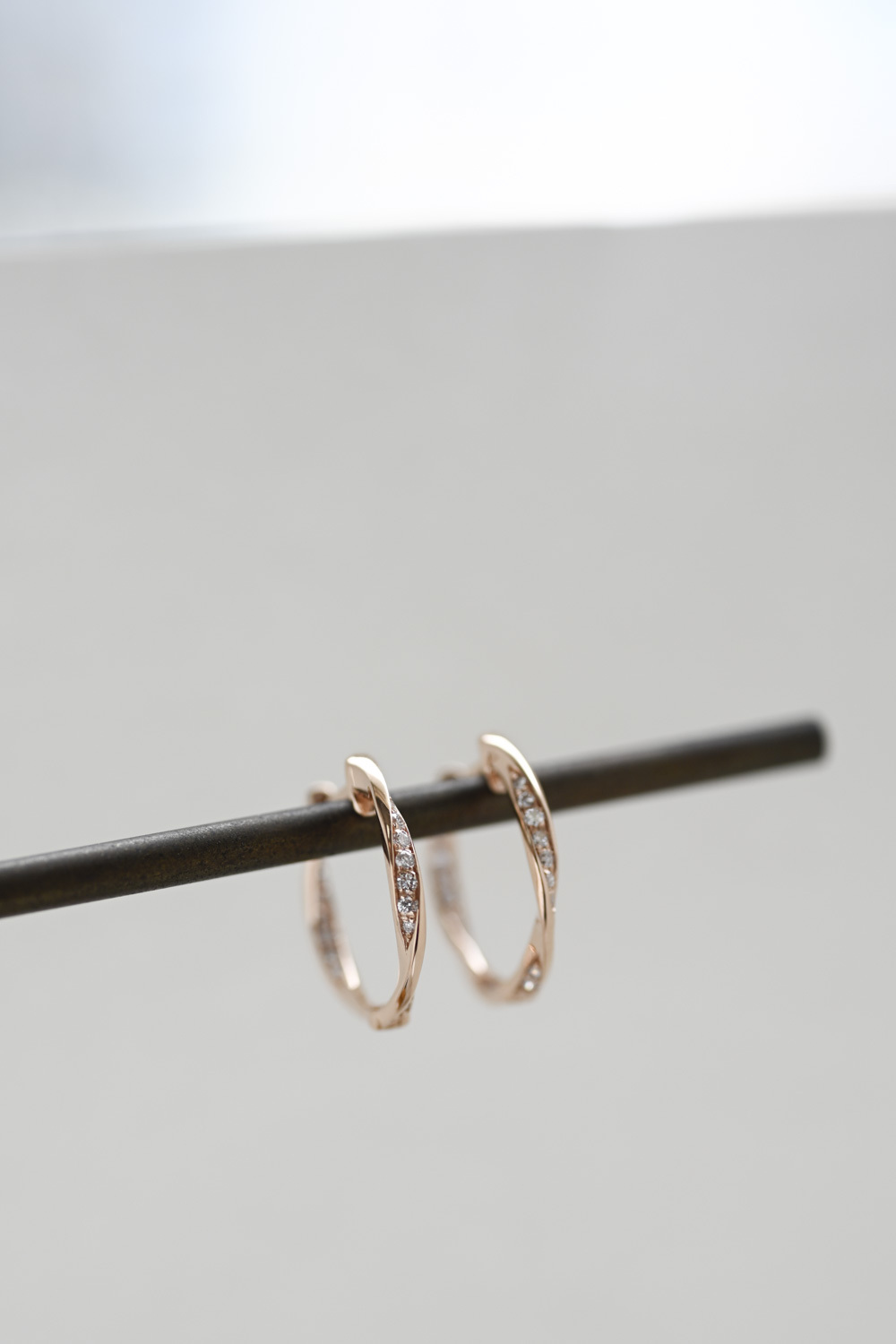 18K Twist Diamond Earring Hoop