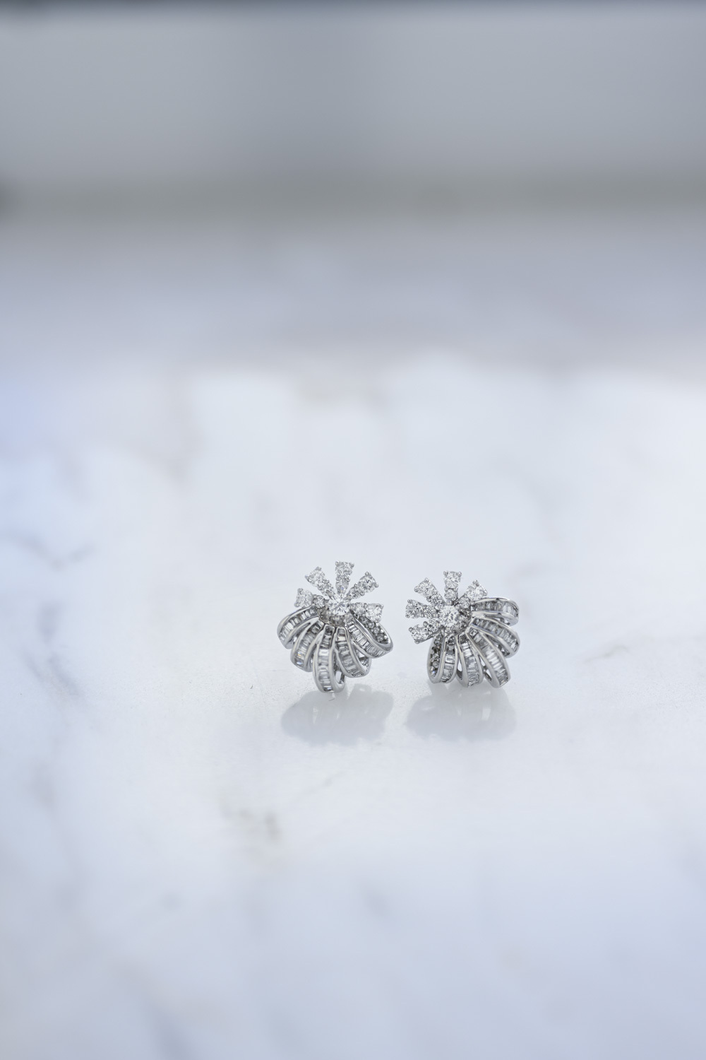 18K Florally Diamond Earring