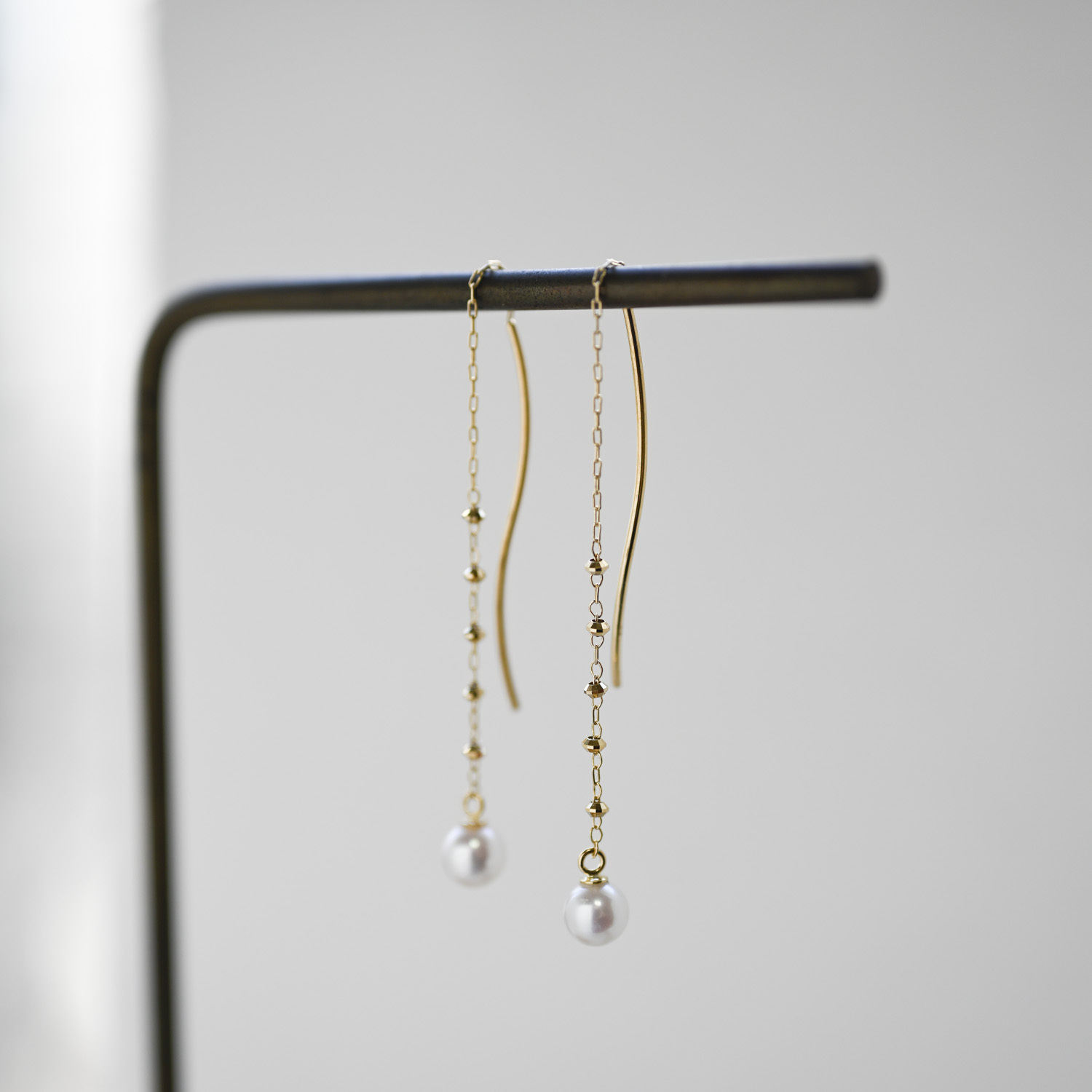 18K Dazzling Akoya Pearl Earring Chain