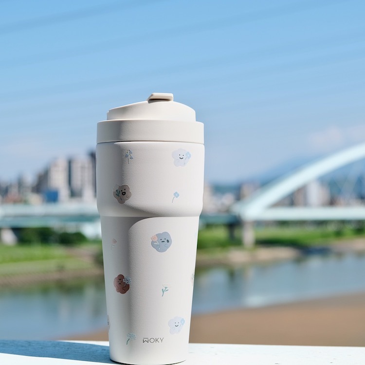 無論春夏秋冬 快帶 小花喜怒哀樂渾圓杯 一起出門玩吧 !!