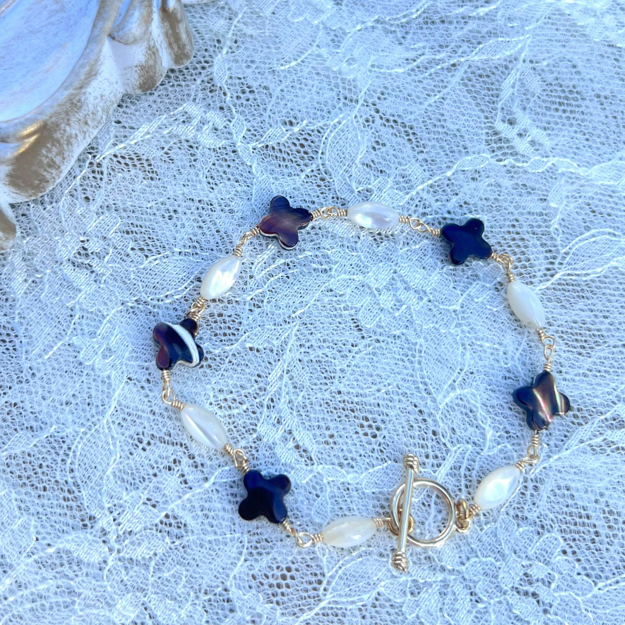 RABBIT BOUQUET天然石手作水晶手鏈-Noir Wish