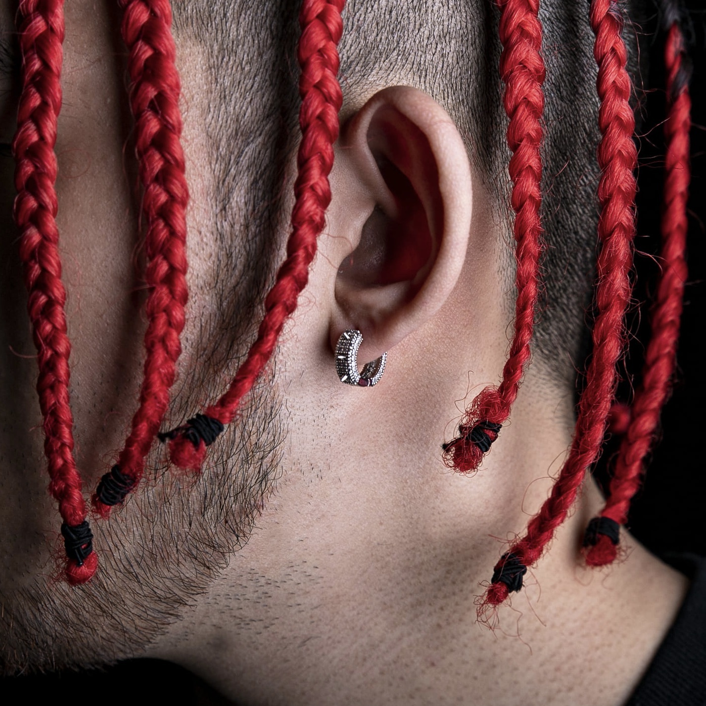 滿鑲搖滾尖刺圈式耳環