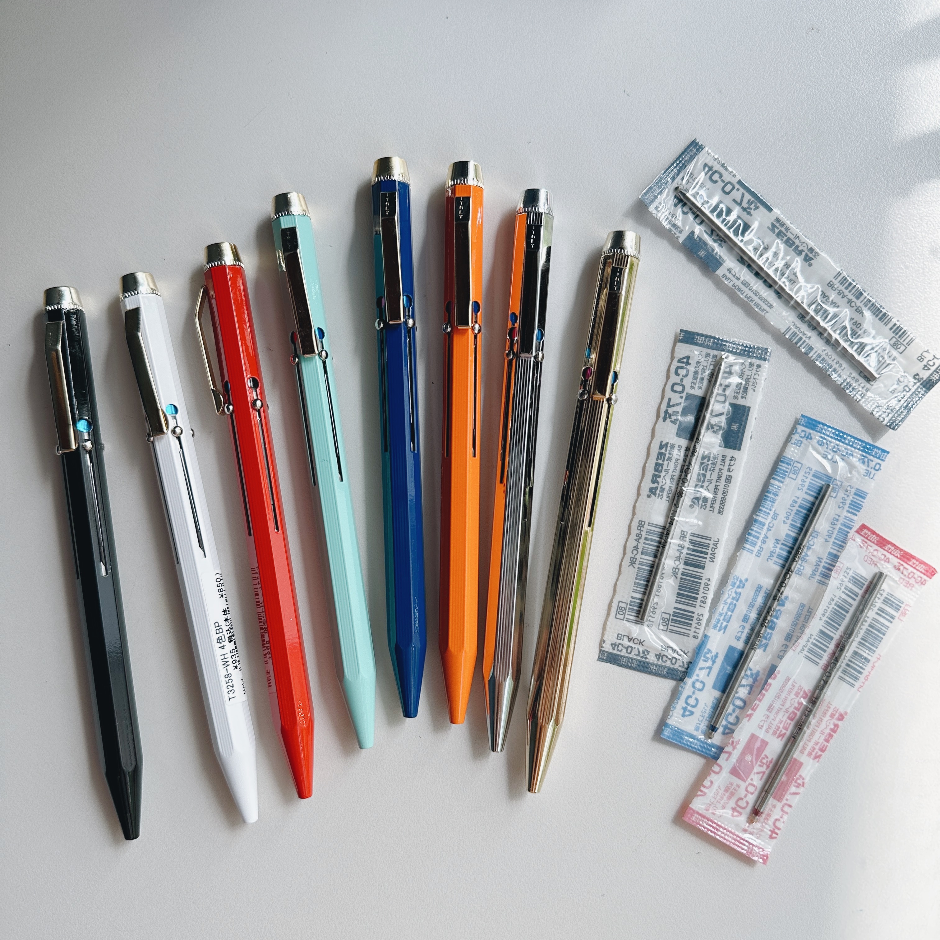 Zebra 4C鐵管筆芯( 油性0.7mm) ｜適用 Hightide經典四色原子筆