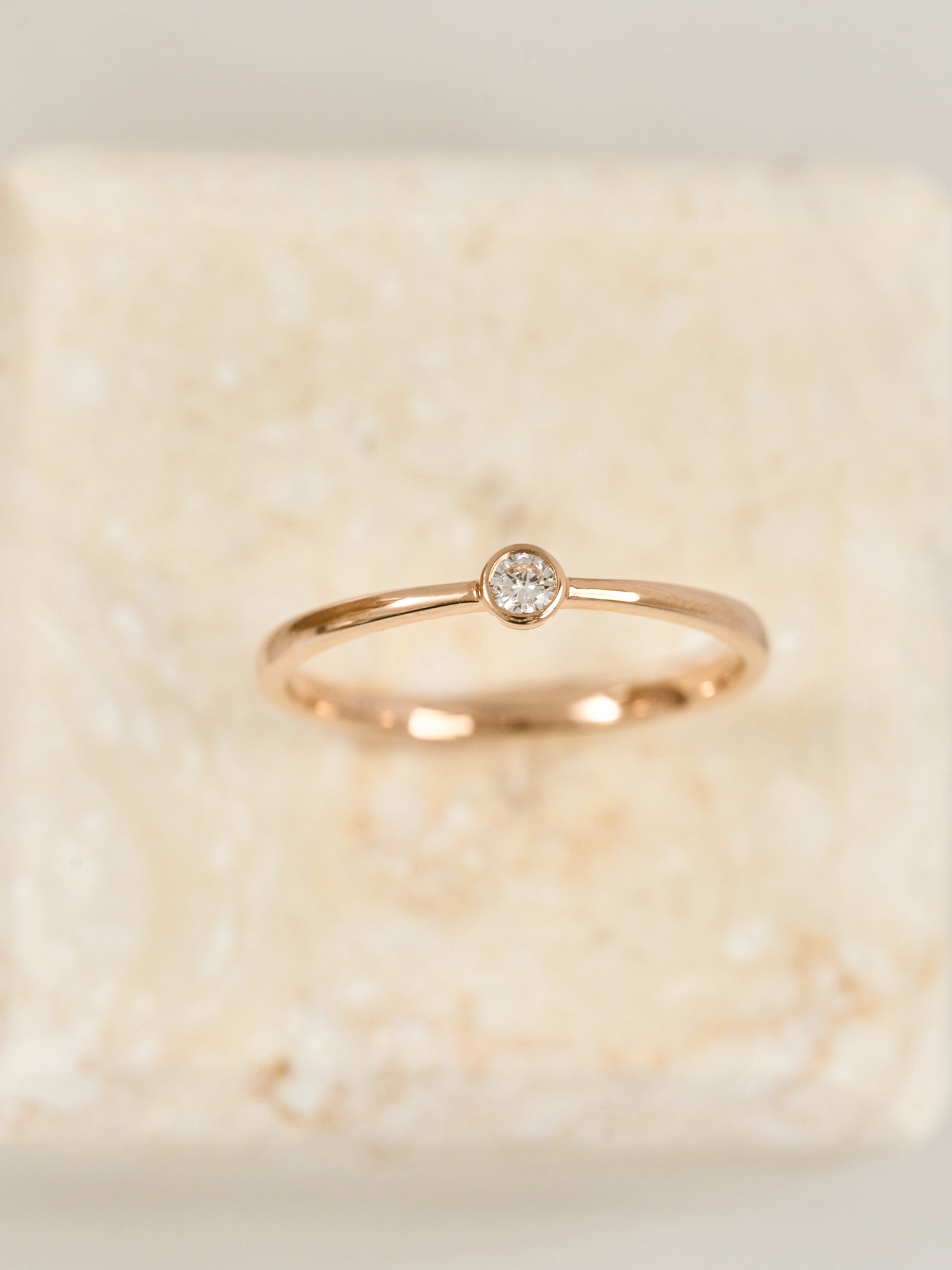 AURA 18K鑽石簡約戒指