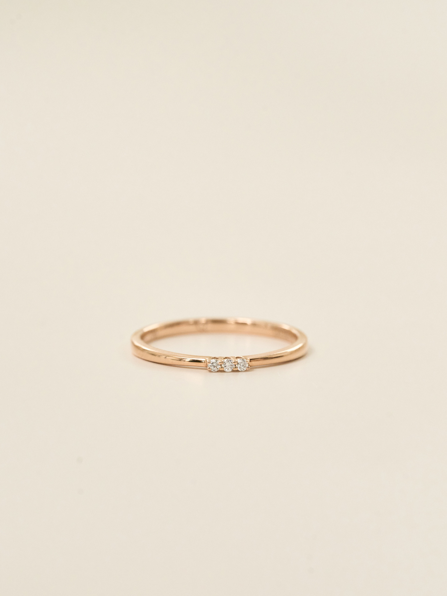 ETHEREAL 18K鑽石微光戒指