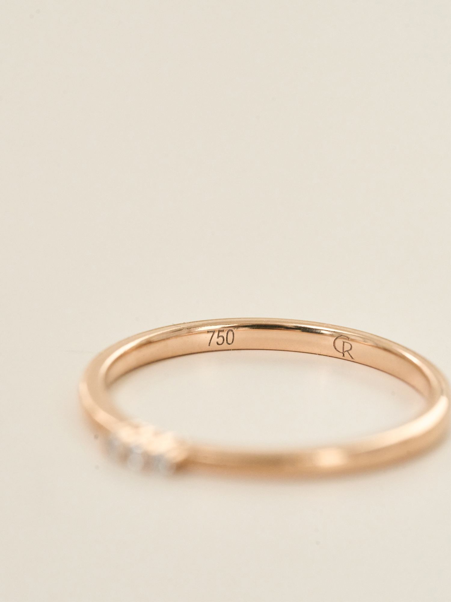 ETHEREAL 18K鑽石微光戒指