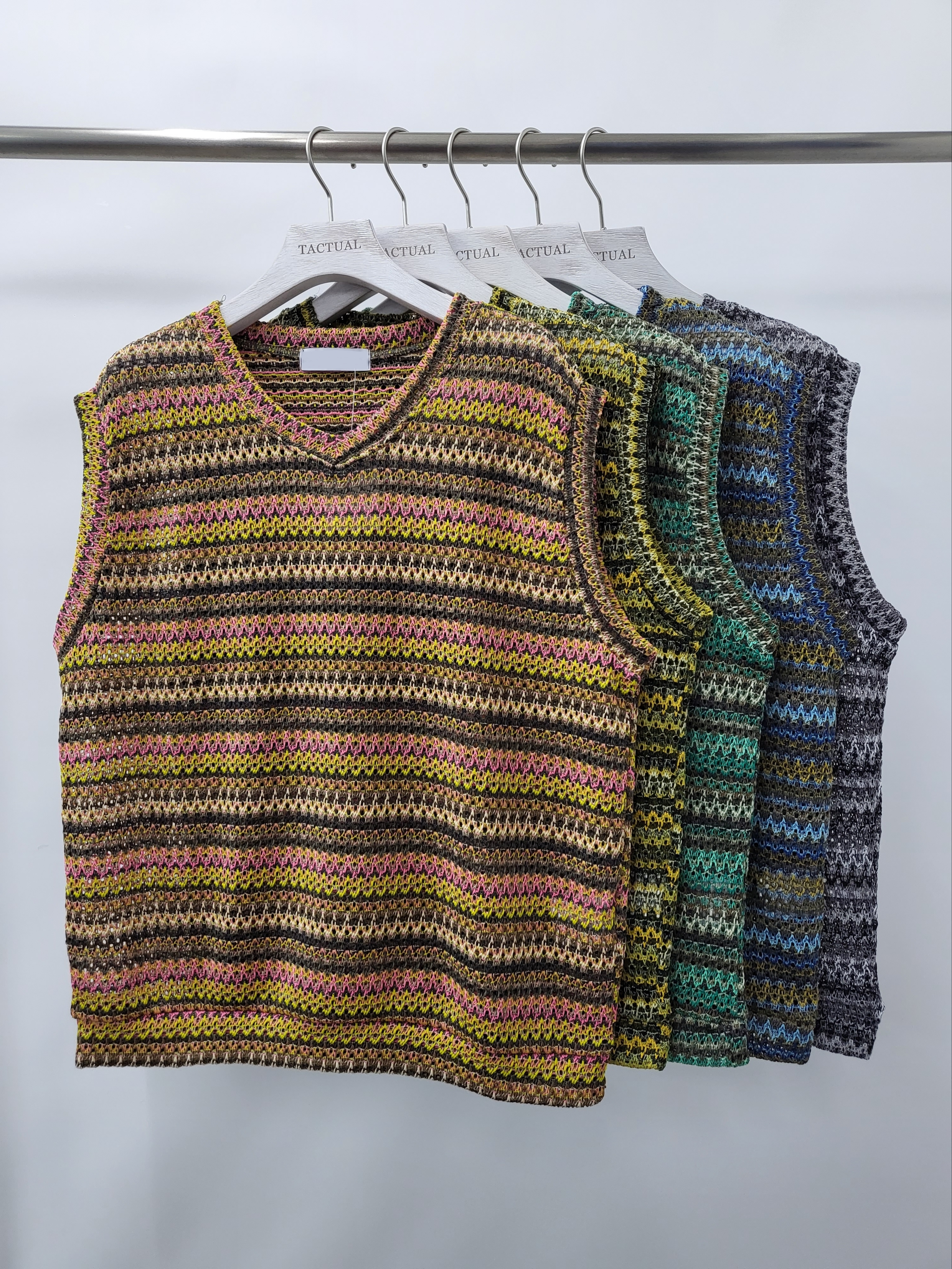 V領橫紋背心 V967