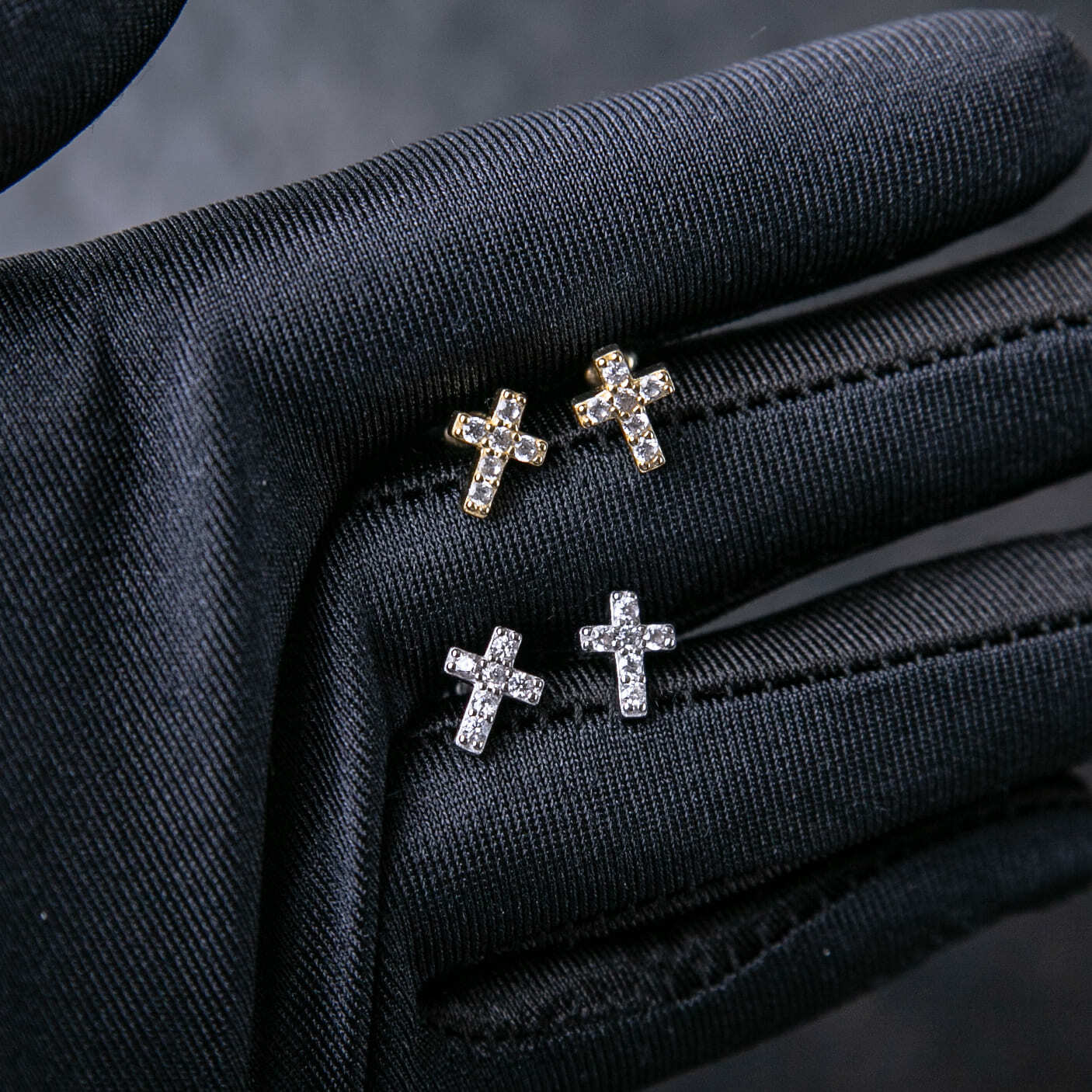 925純銀滿鑲十字架耳釘