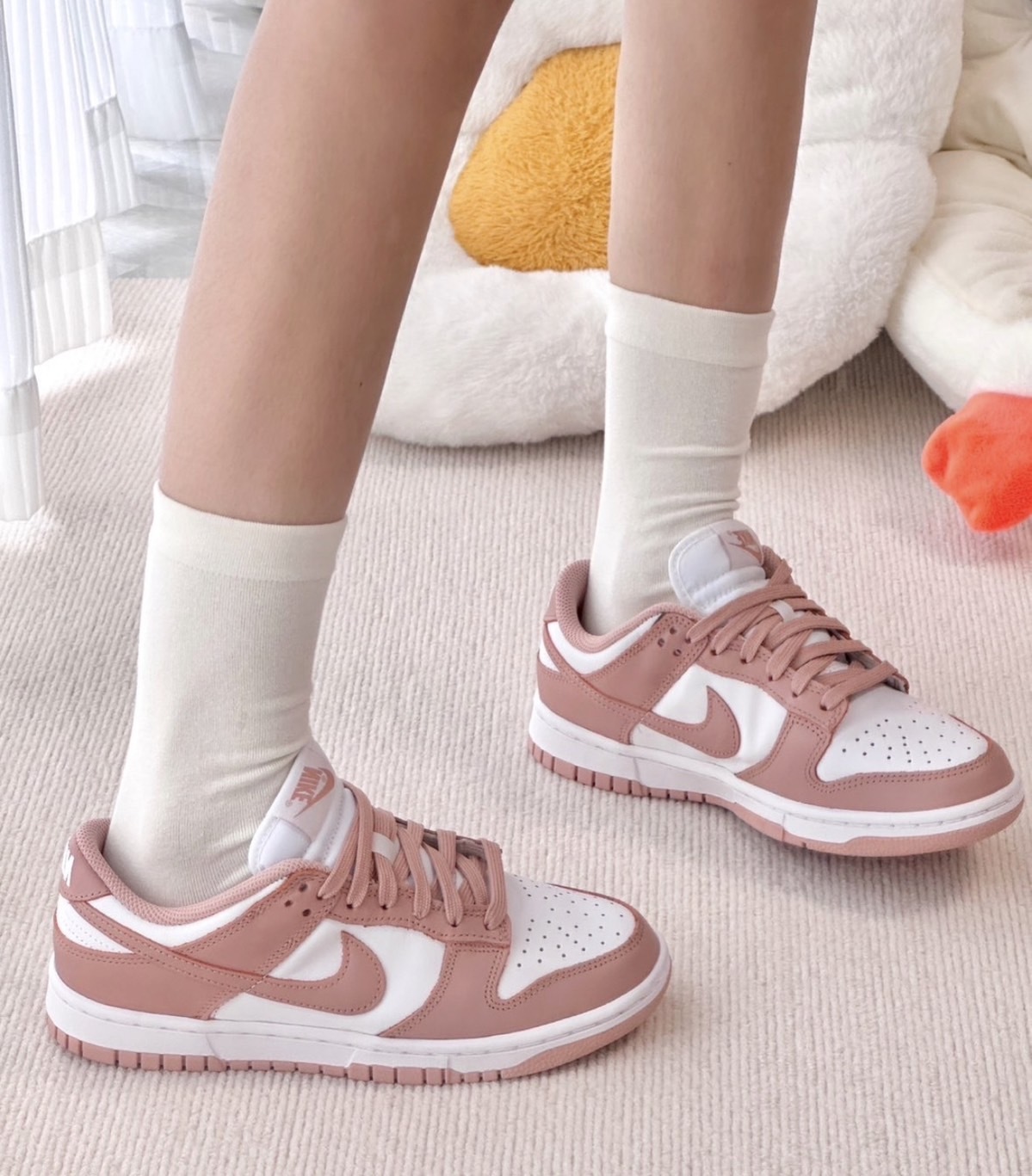 Nike Dunk Low Rose Whisper 玫瑰粉 女款