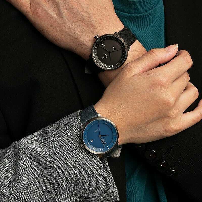 情人節禮物手錶推薦-ERICA LIBERT'E太陽能鳳梨皮帶腕錶禮盒(海軍藍色與極簡黑色)
