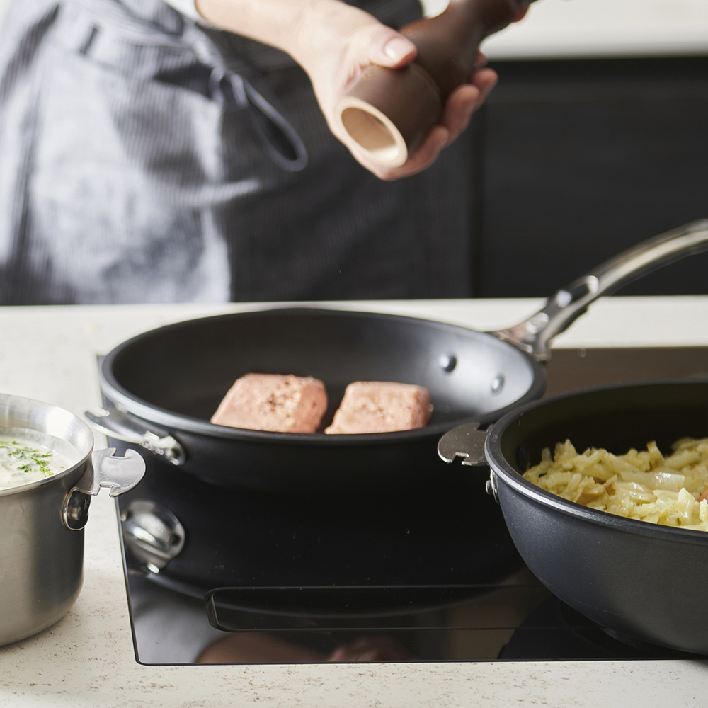 LOQY Choc Extreme 活動柄系列 l 高效能鑄鋁不沾平底鍋 (需另選購握柄-適用IH爐)