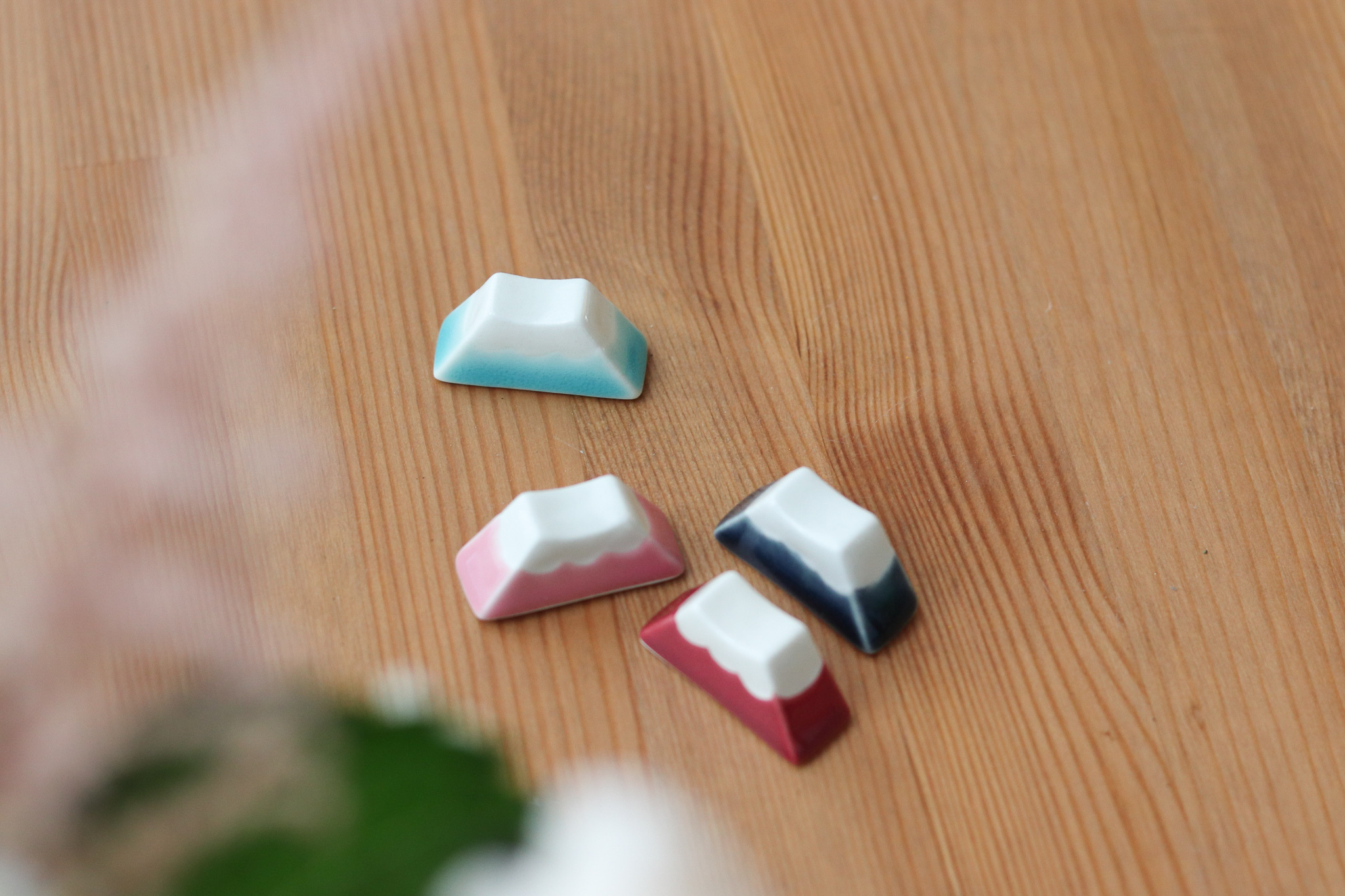 日本 波佐見燒 瑞幸窯 富士山 筷架