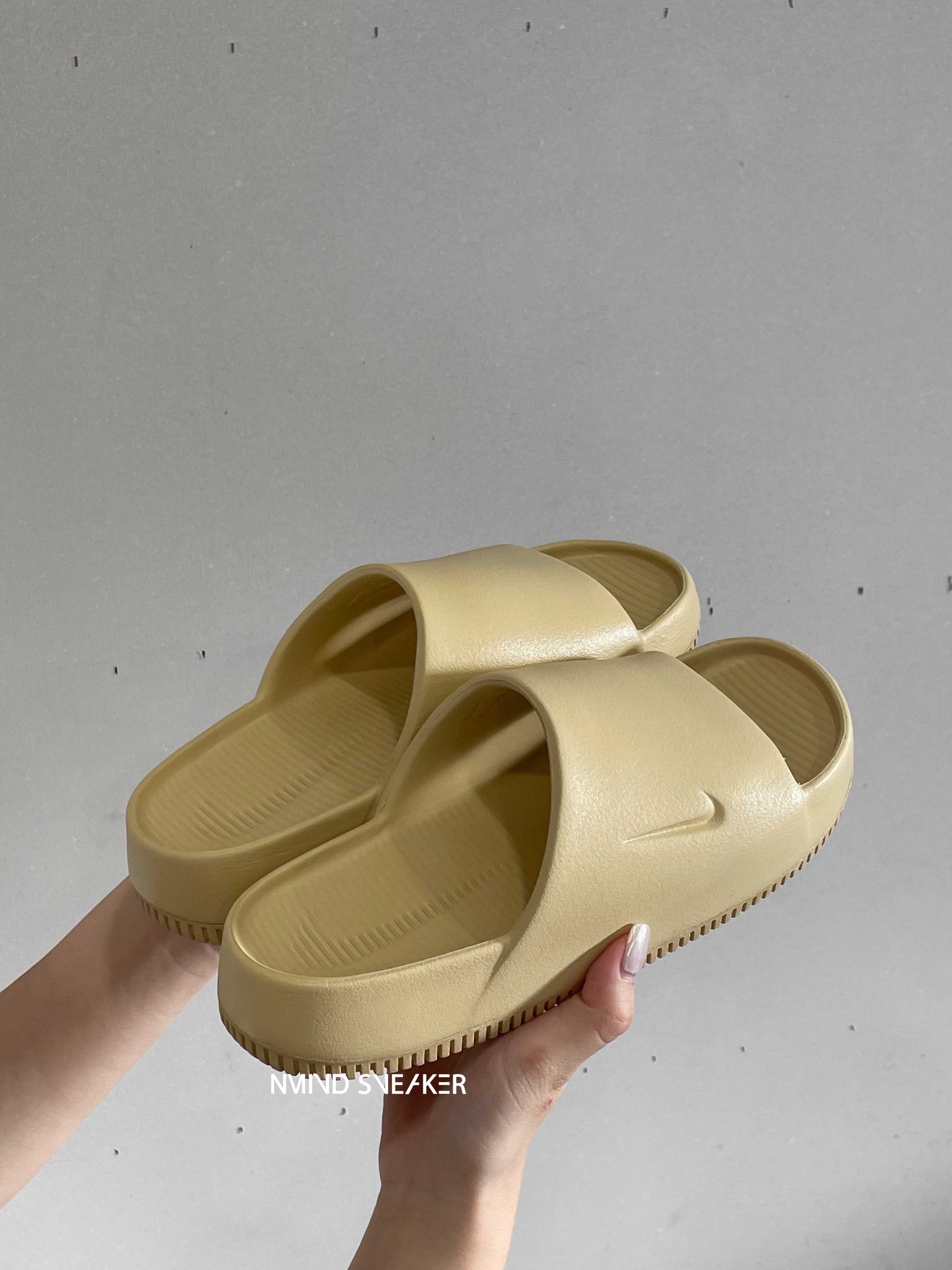 <線上SALE❤️‍🔥> Nike Calm Slide Sesame 麵包拖鞋奶油 女款 (DX4816200)