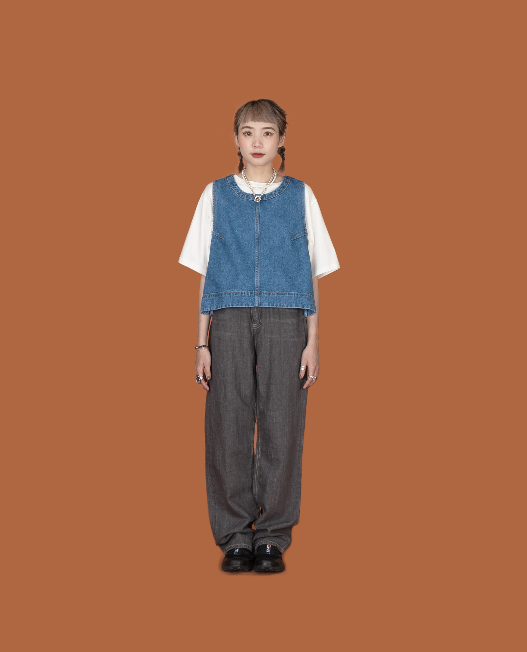 高腰黑直筒丹寧褲