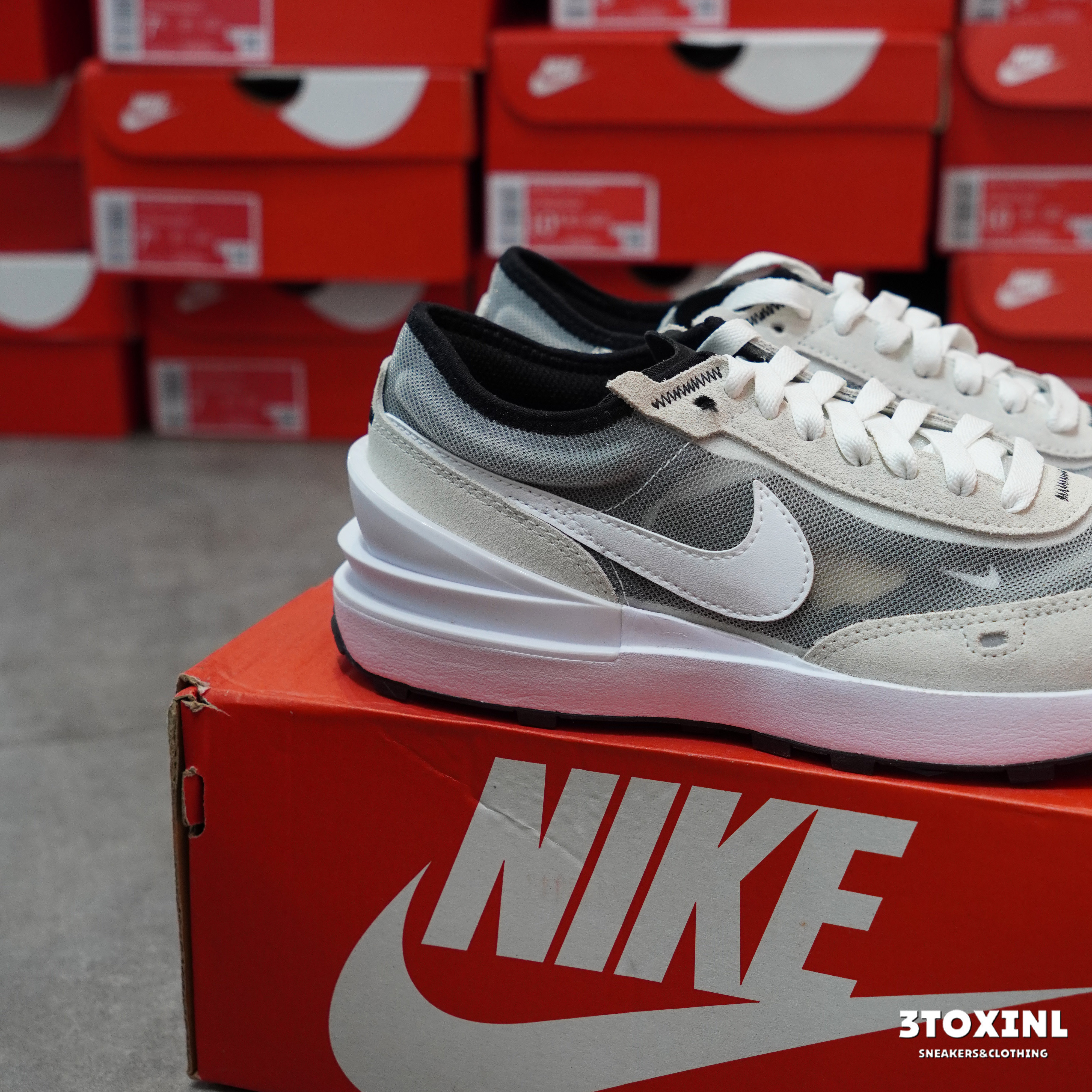 (預訂) Nike Waffle One - Summit White (GS)