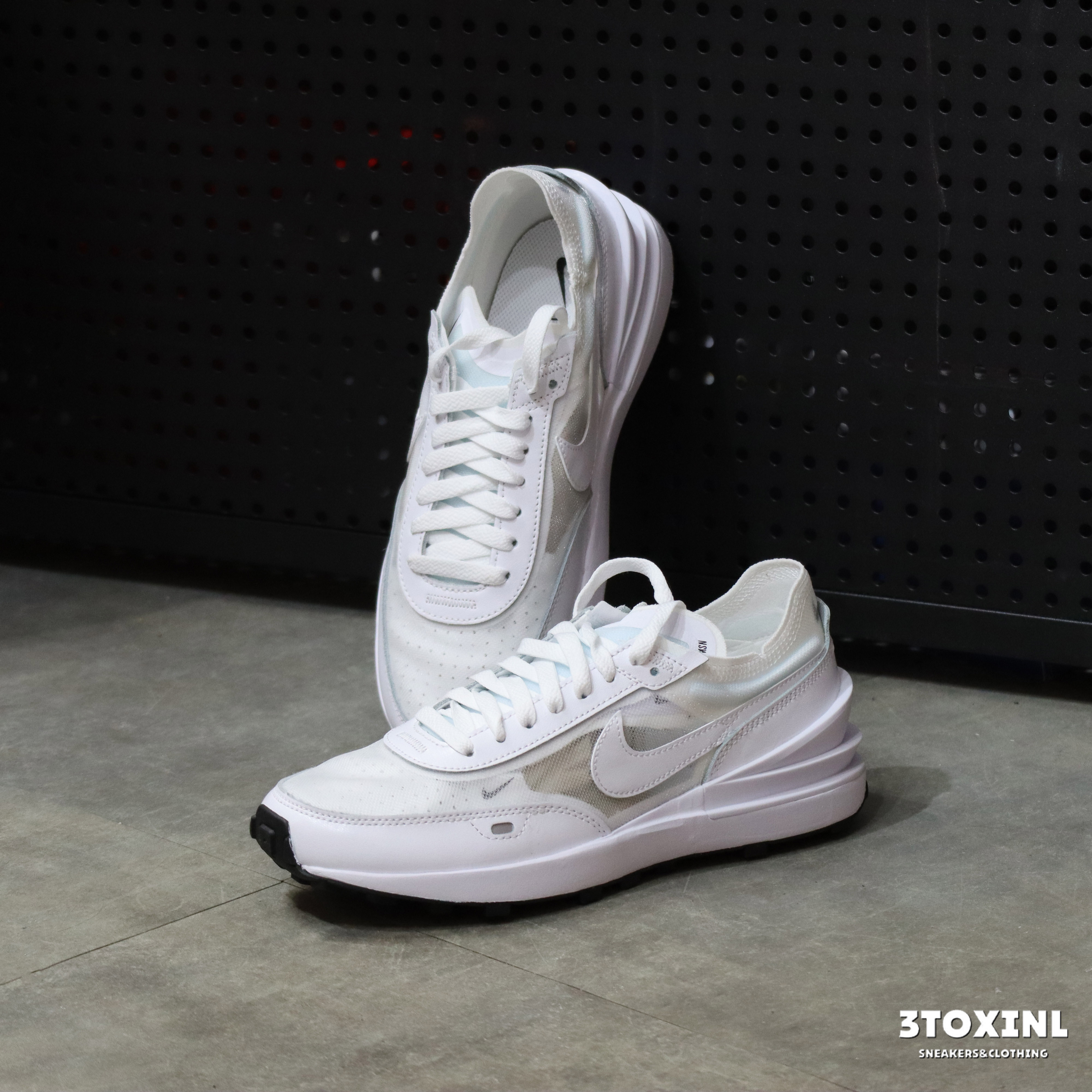 (預訂) Nike Waffle One - White