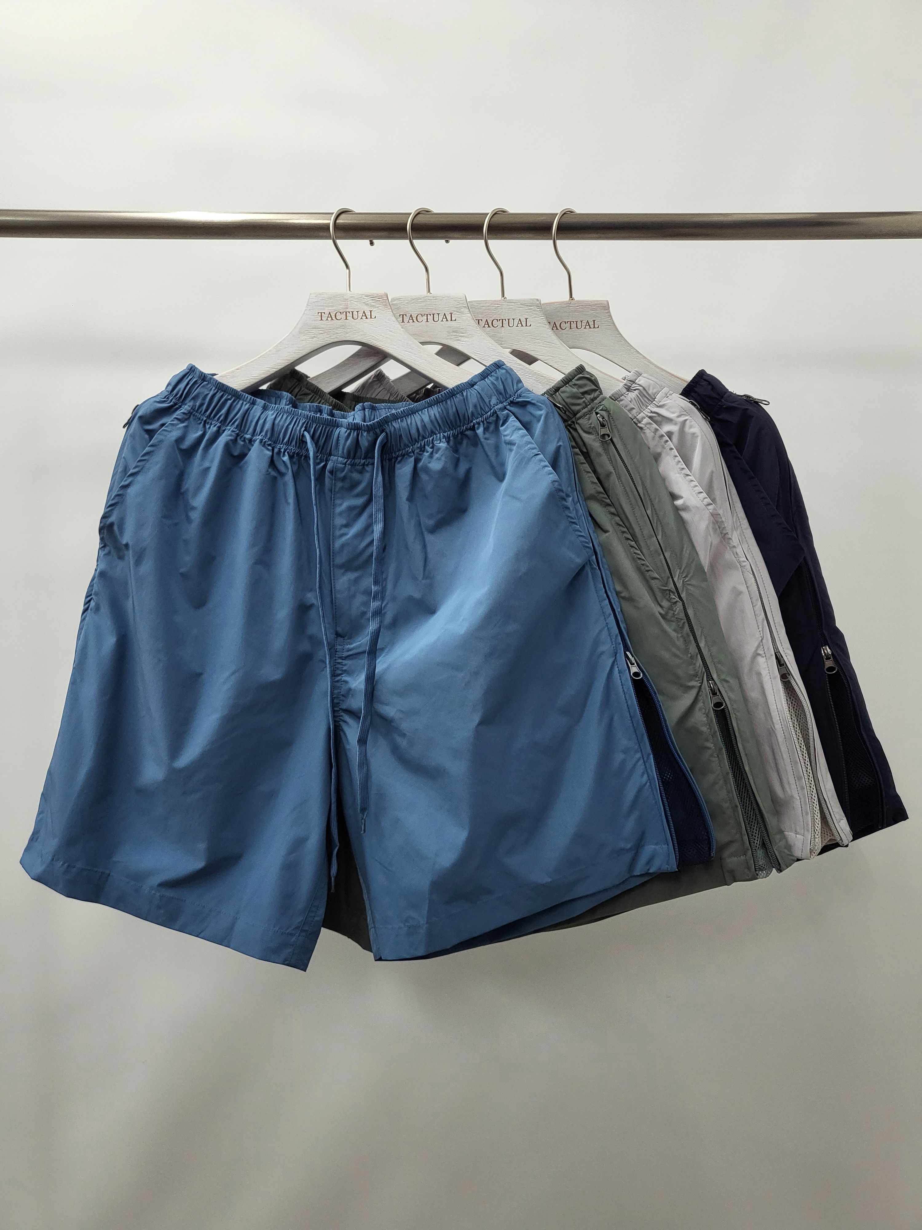 淨色拉鍊網邊短褲 P2502