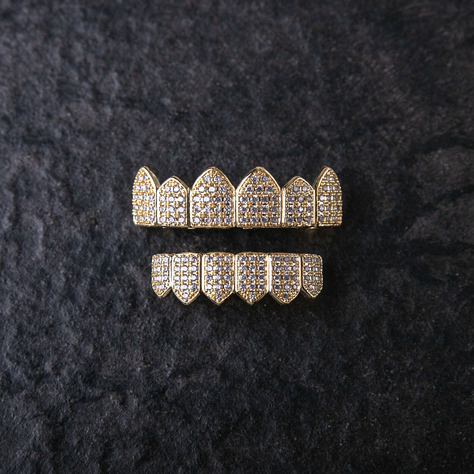 經典滿鑲牙套/金色