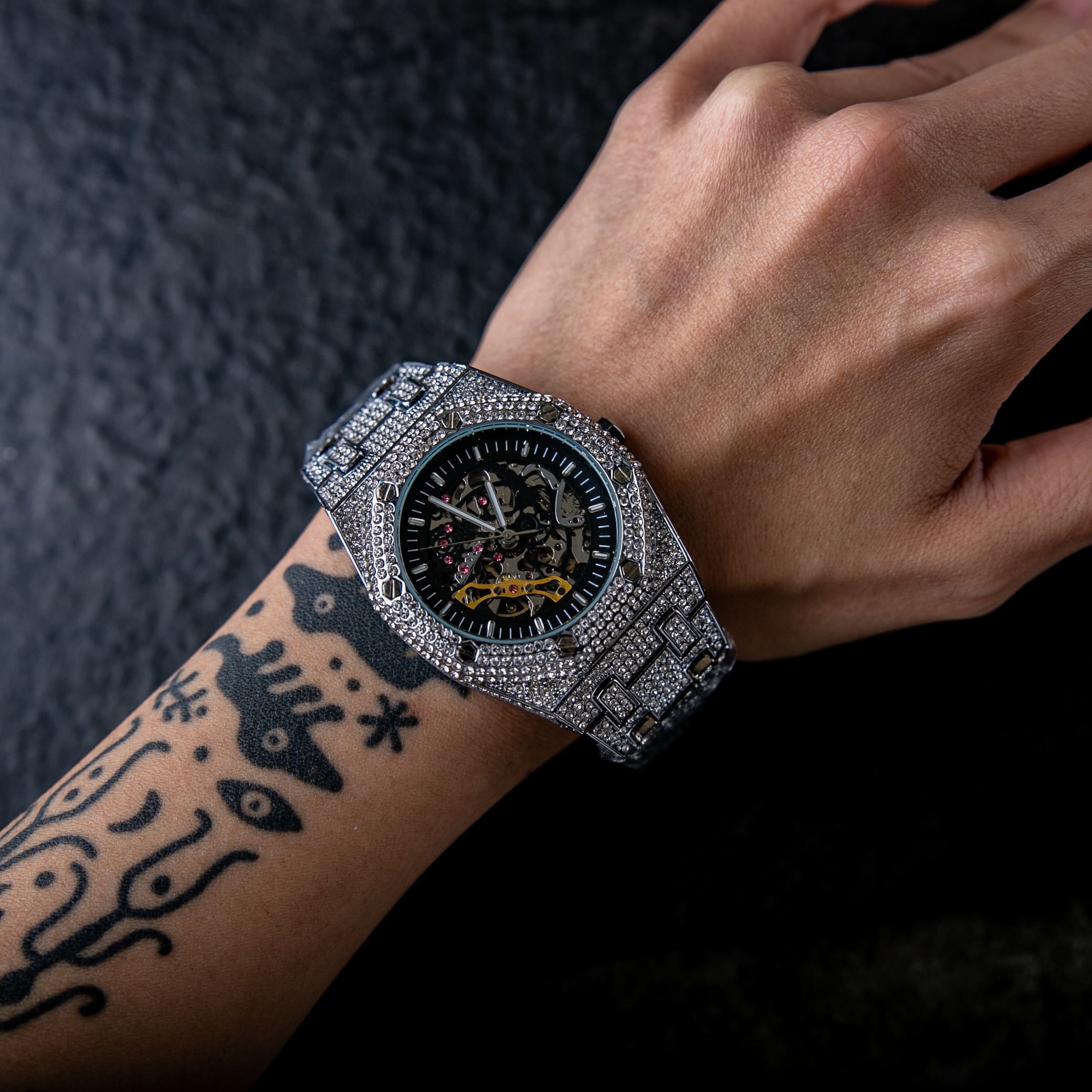 滿鑲空心皇家手錶