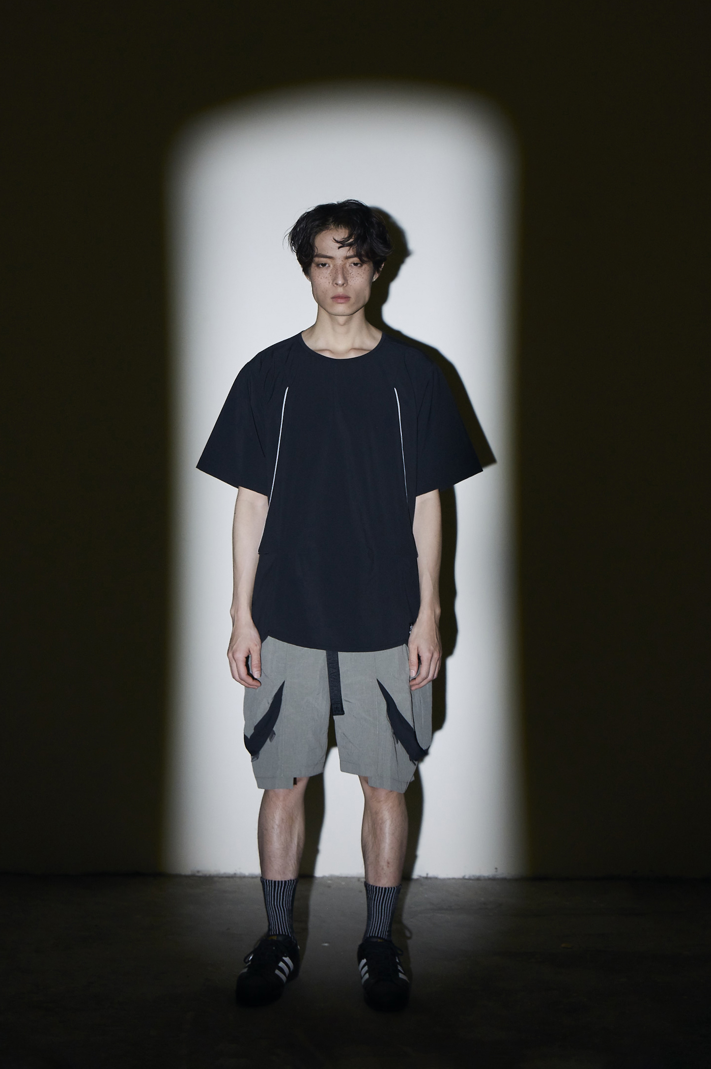 蟲形彈性上衣- 黑